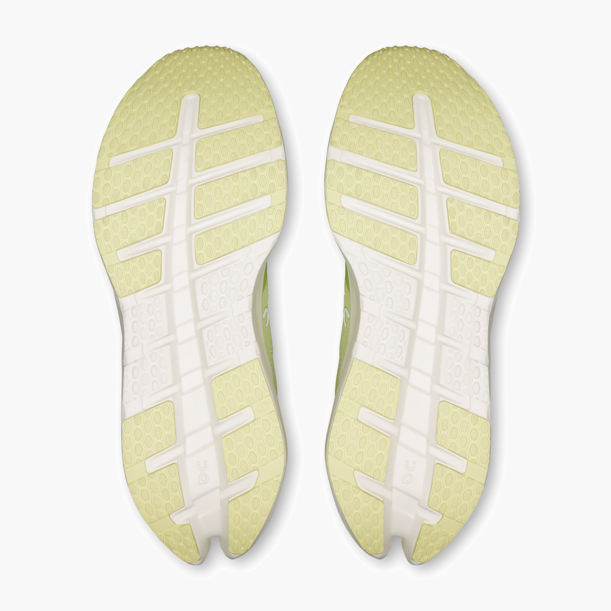 Sole angle shot of Men's Cloudrunner 3 in Linen | Ivory