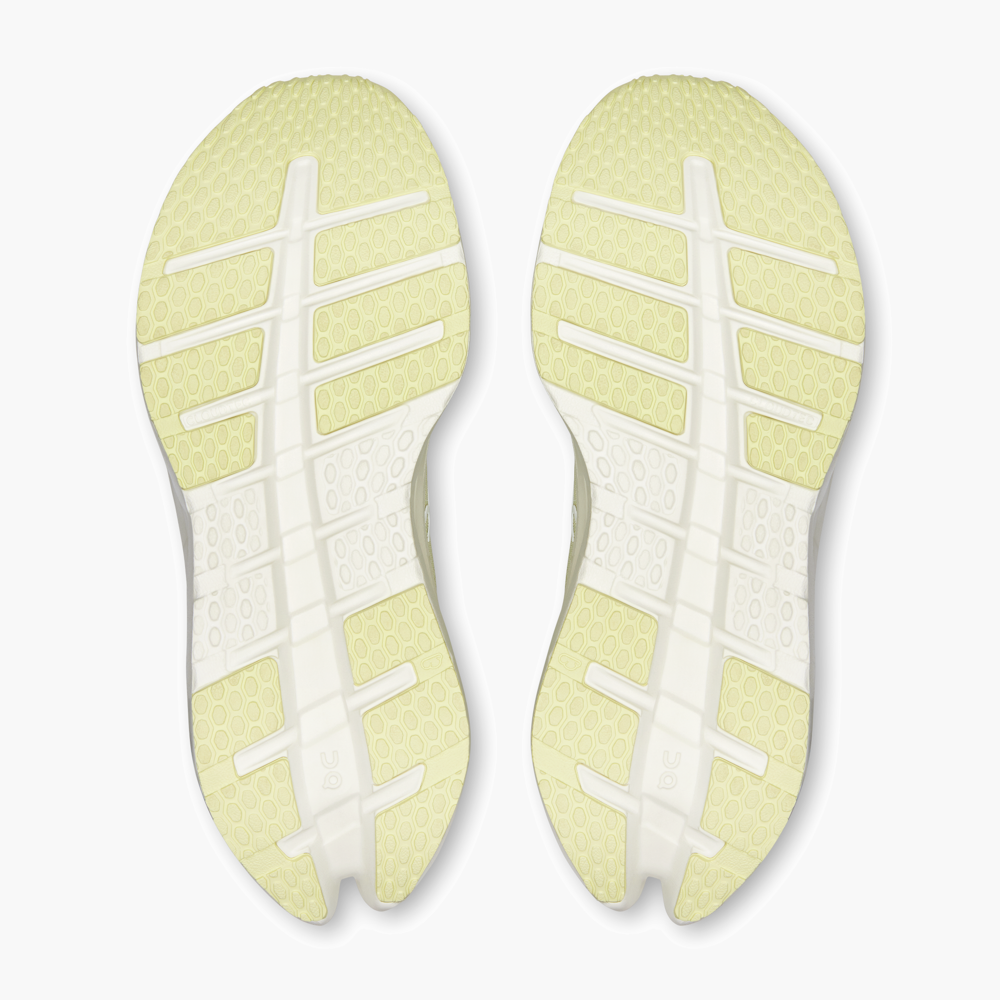 Sole angle shot of Women's Cloudrunner 3 in Seedling | Ivory