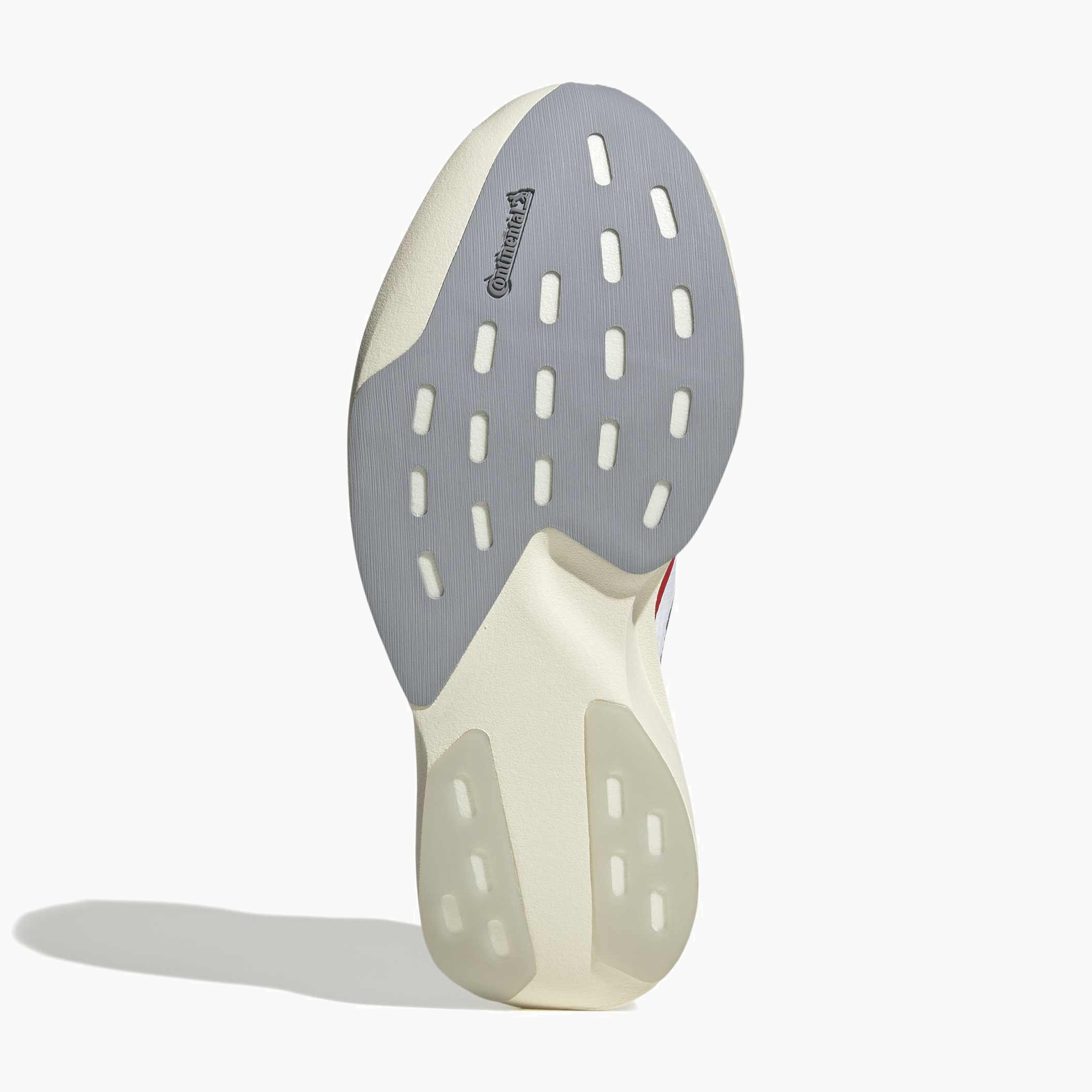 Sole angle shot of Women's Evo SL Woven in Ftwwht / Mysink / Purrub