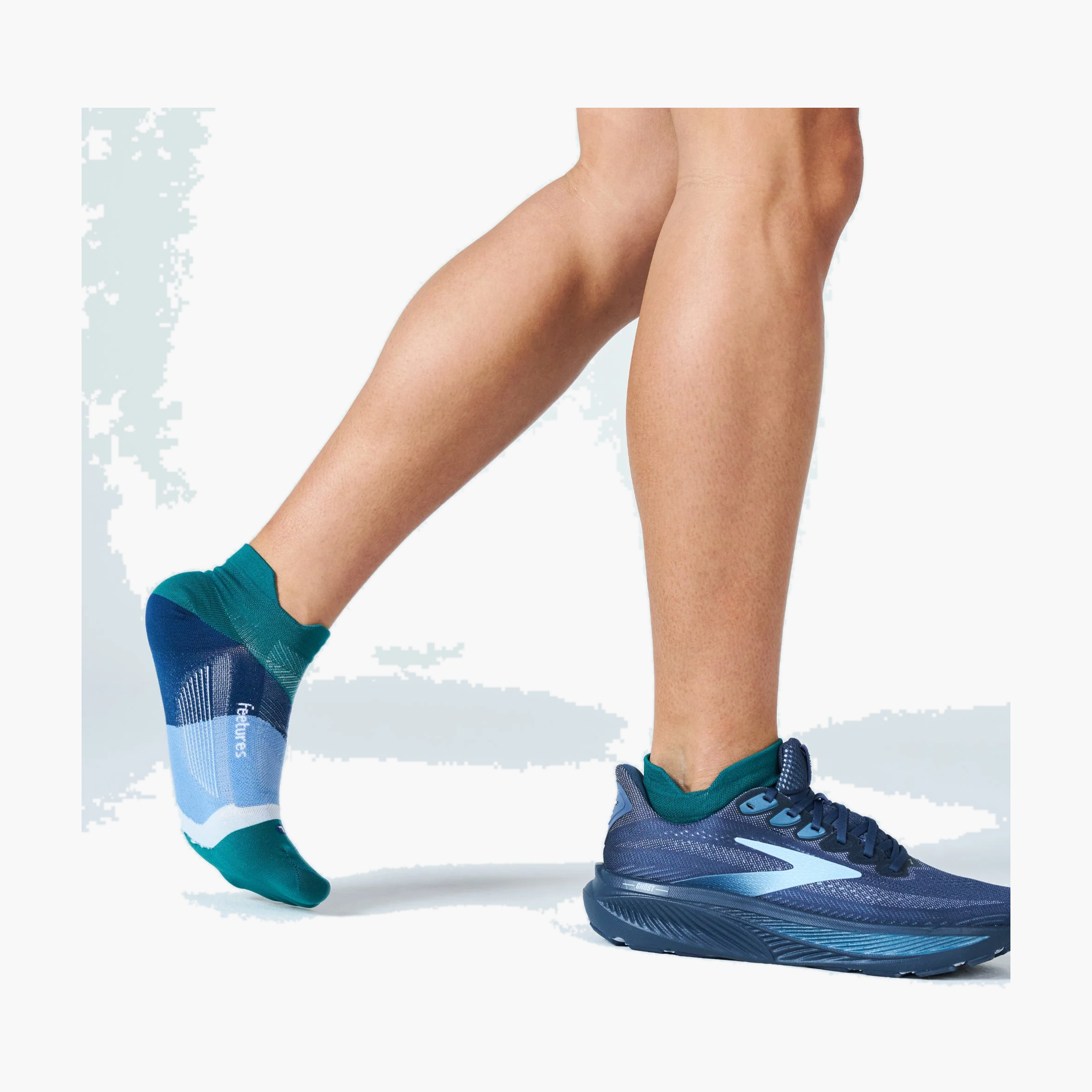Elite Ultra Light No Show Tab Socks (4)