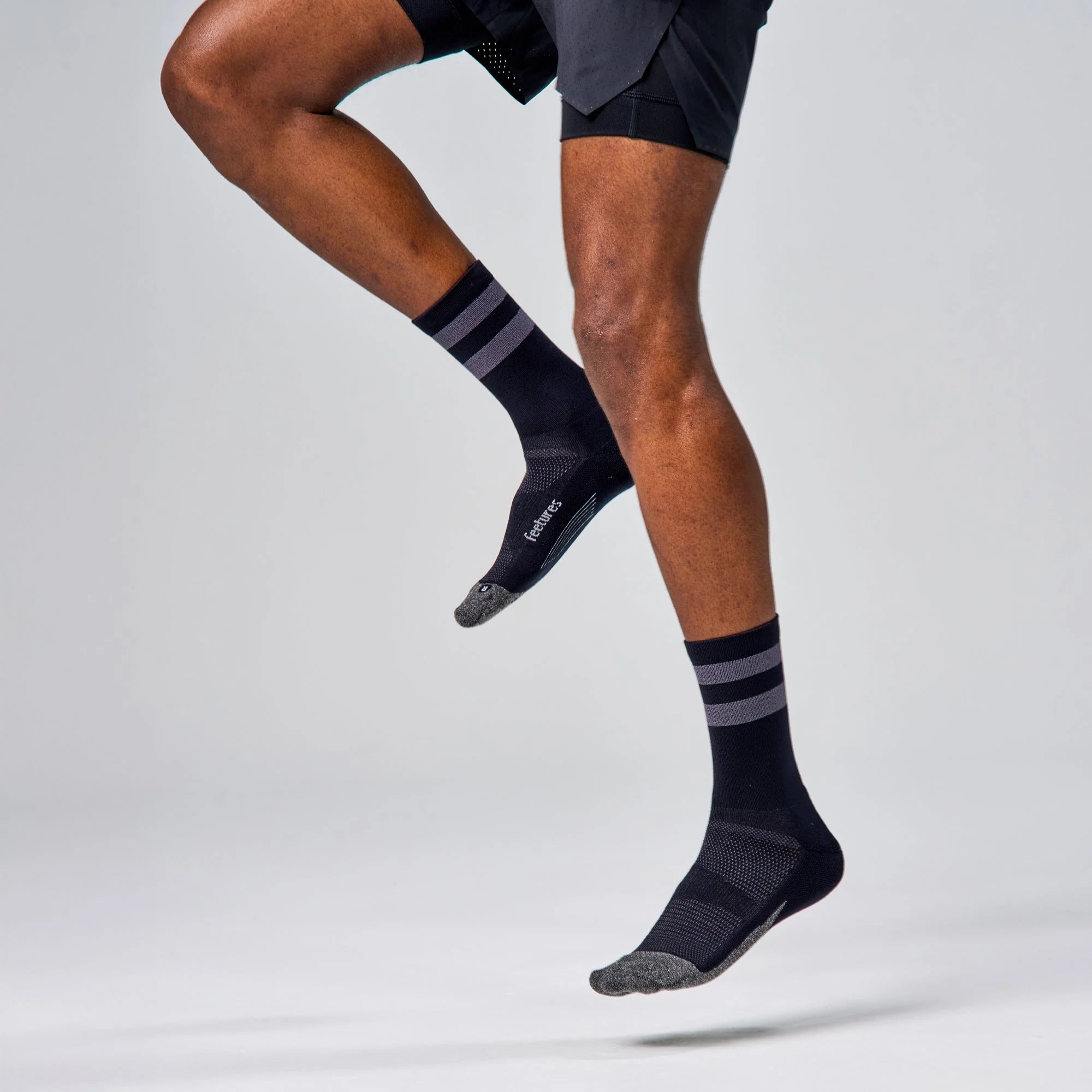 Elite Light Cushion Mini Crew Socks