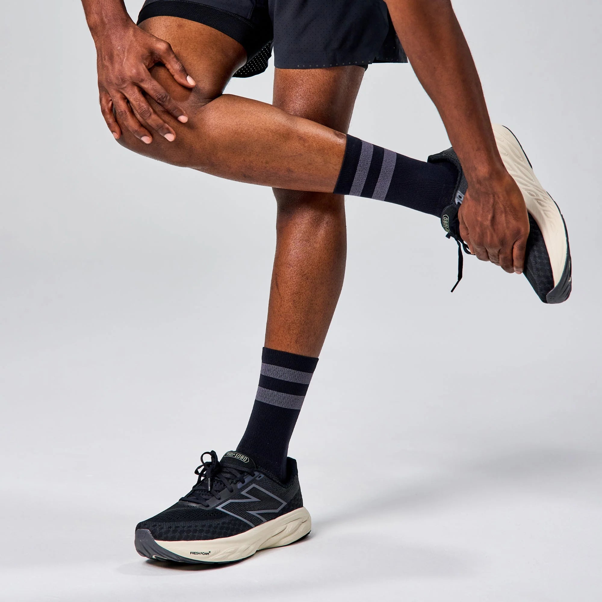 Elite Light Cushion Mini Crew Socks