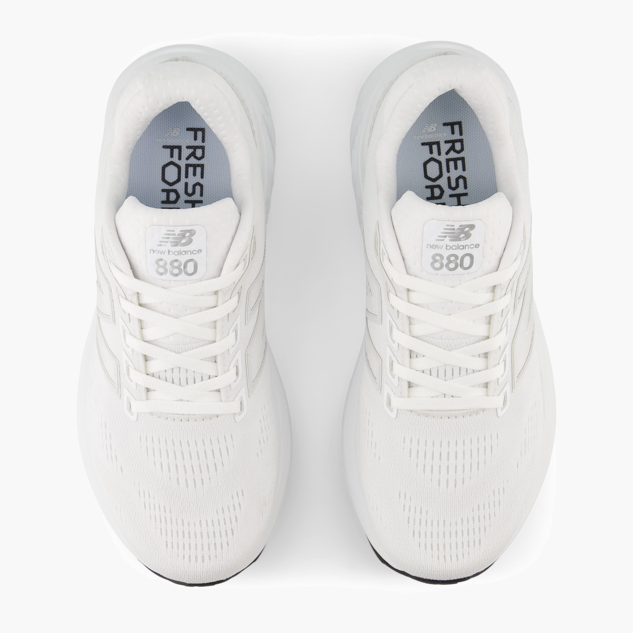 Women's 880 v15