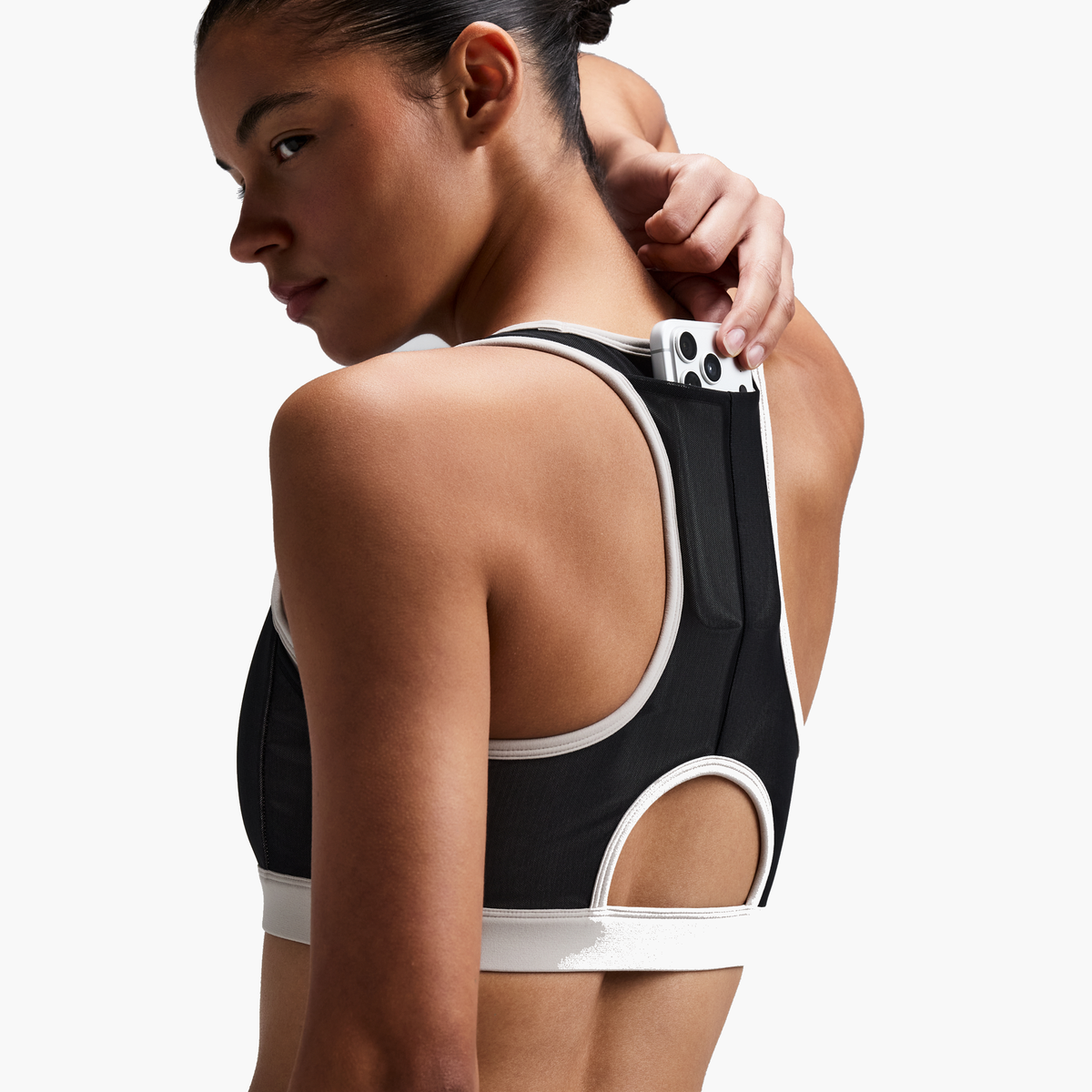 Women's Vanisher Reverso Scoop Neck Run Bra — Black / Plaster — image 5