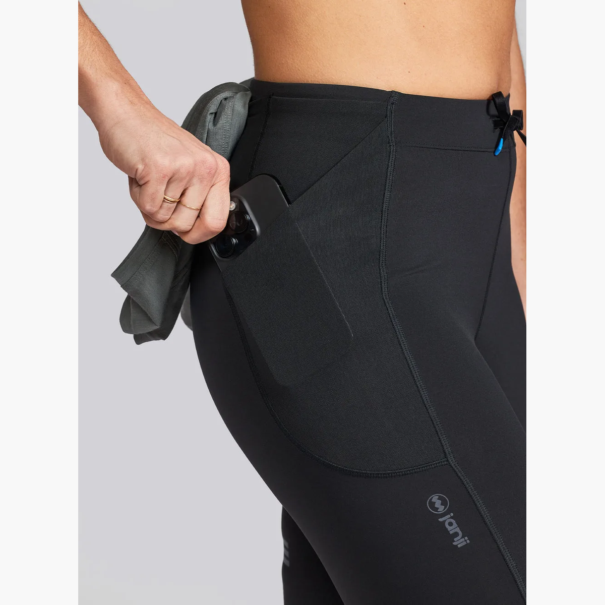 Women s Trail Half Tights 9 in Midnight - 2