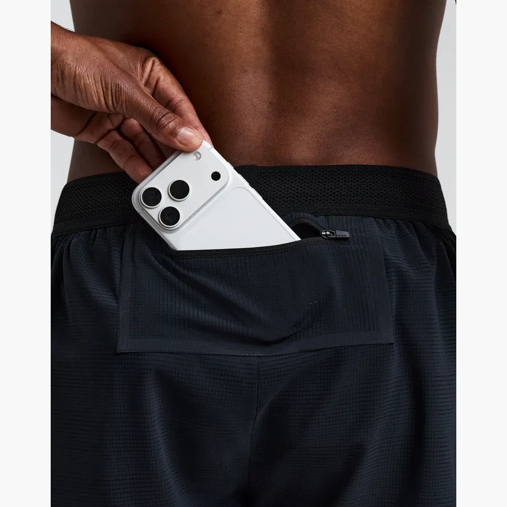 Men s CoolGrid Split Shorts 3 in Black - 4