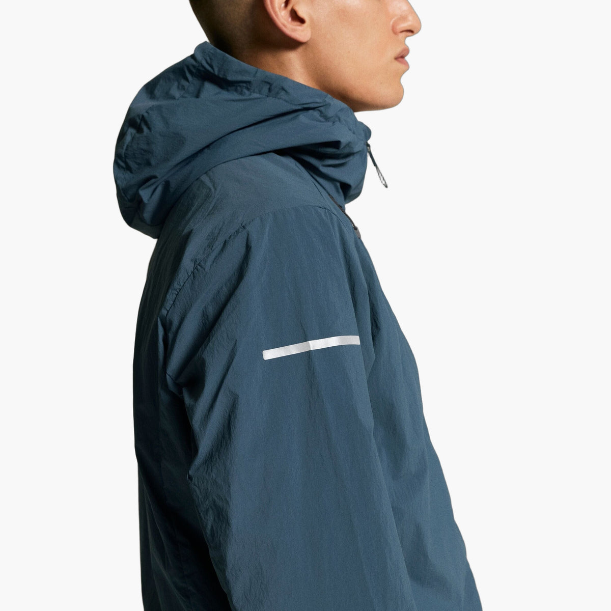 Men's Subz Light Jacket — editorial source 4 [1916543-NORTH]