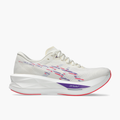 Lateral angle shot of Men's Sonicblast in Cream / Blue Fade