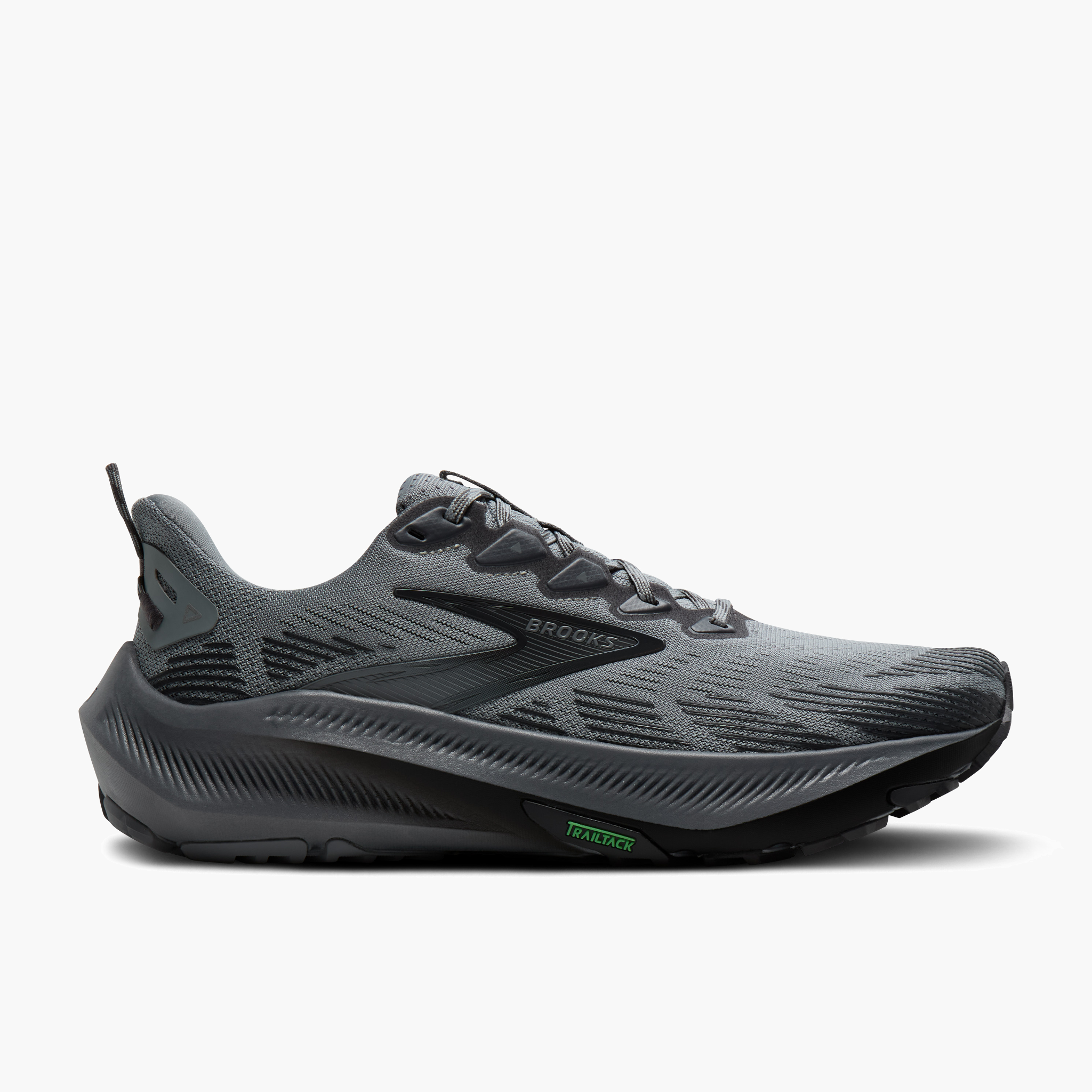 Lateral angle shot of Men's Ghost Trail in Gray / Gray / Blackened Pearl