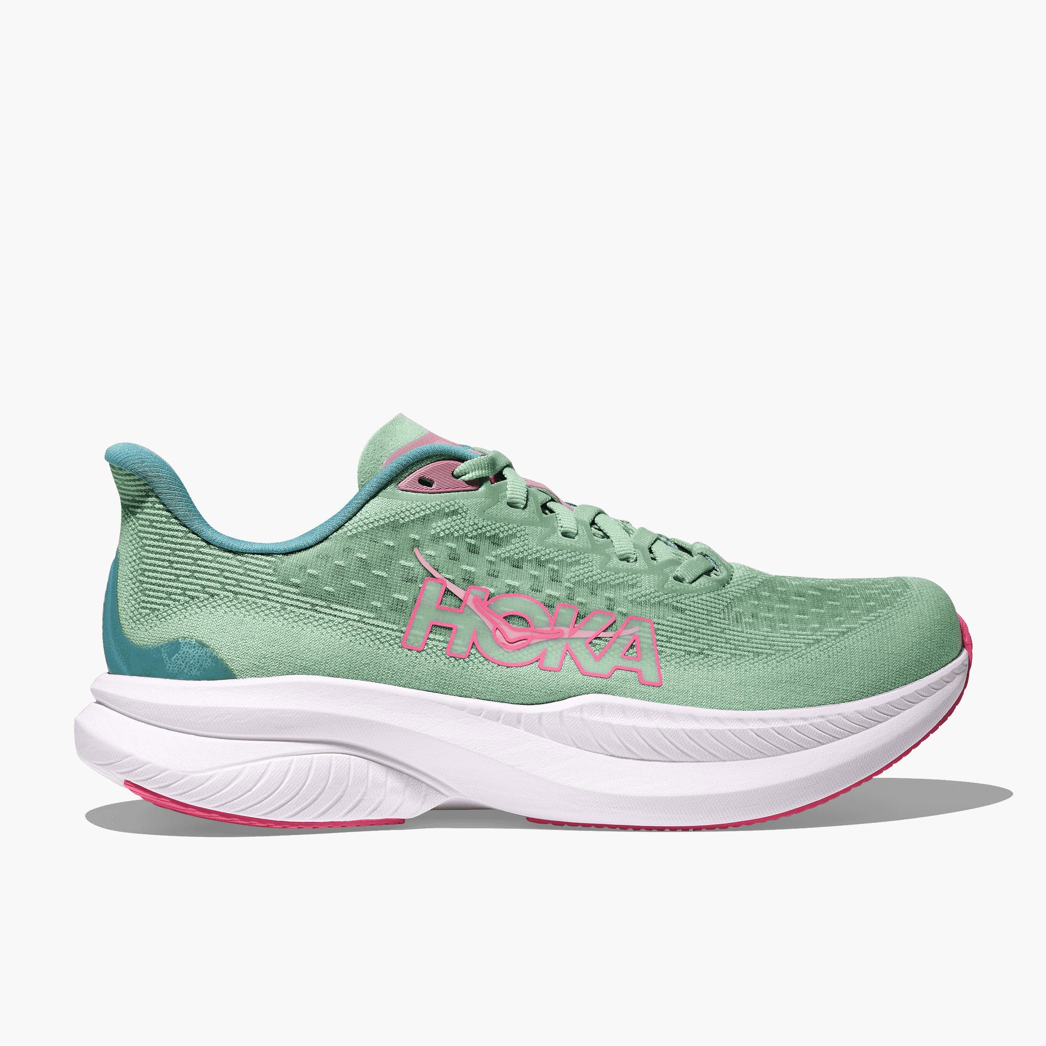 Lateral angle shot of Women's Mach 6 in Jadeite  /  Alpine Blue