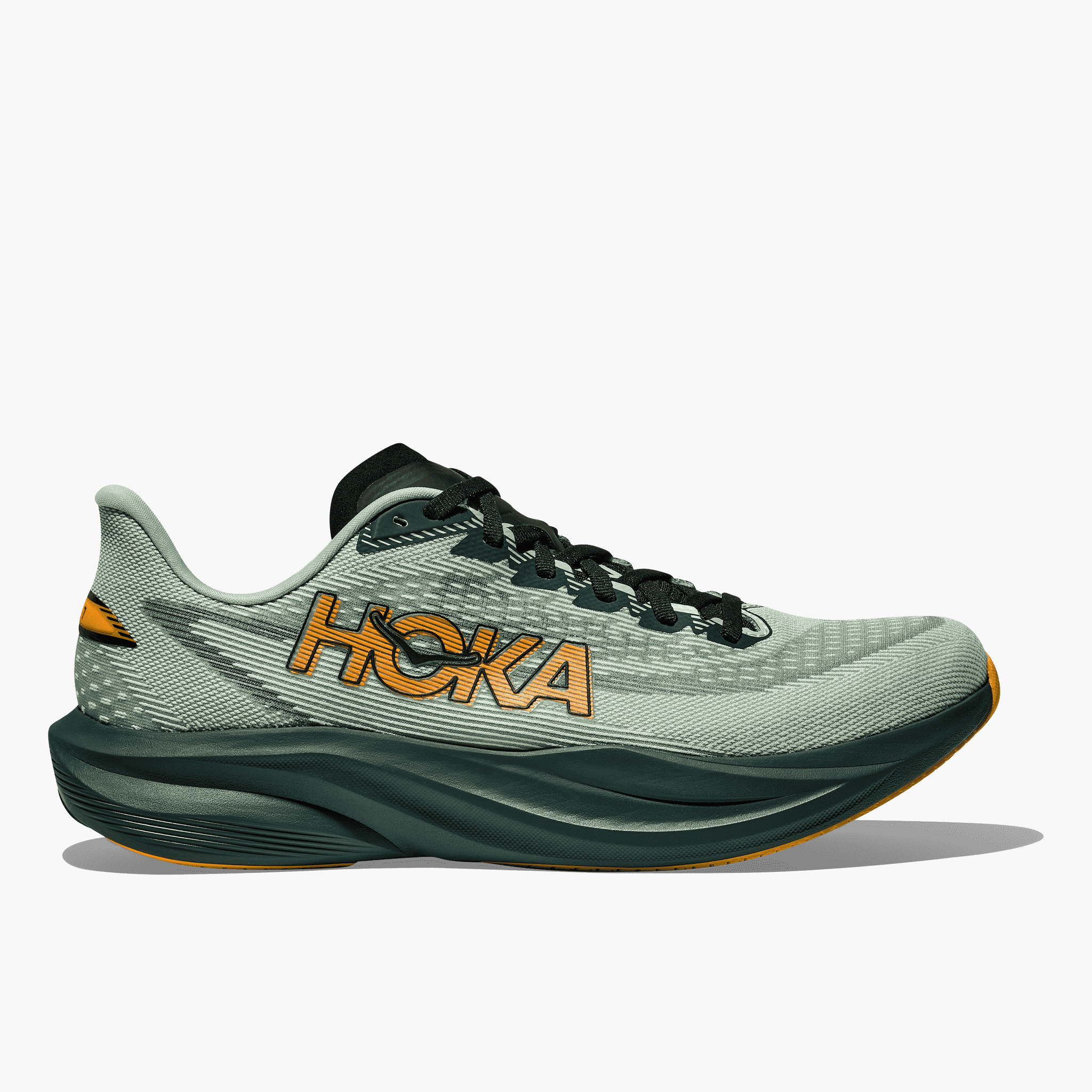 Lateral angle shot of Men's Mach 7 in Sage  /  Bay Leaf