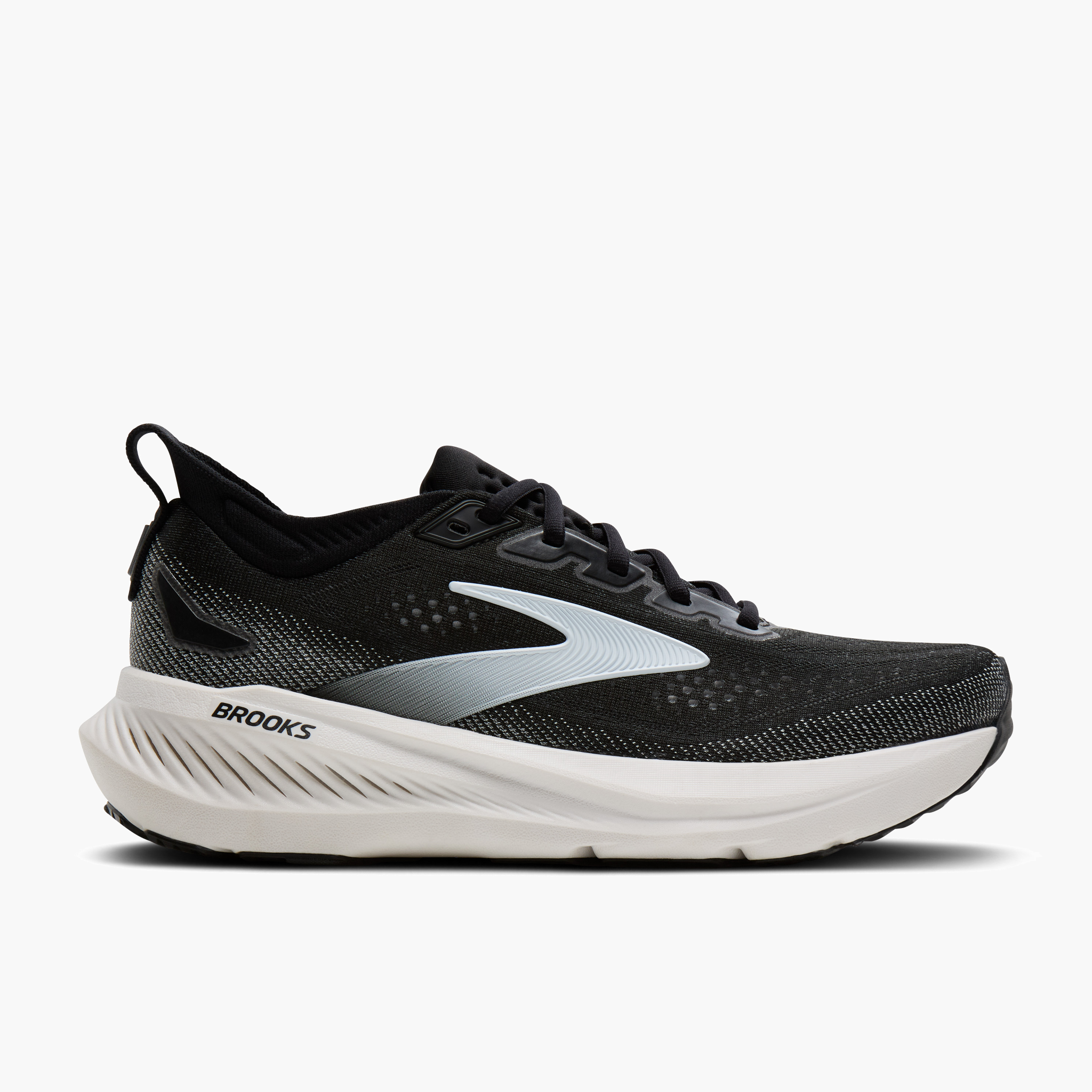 Lateral angle shot of Women's Glycerin 23 in Black / Grey / White