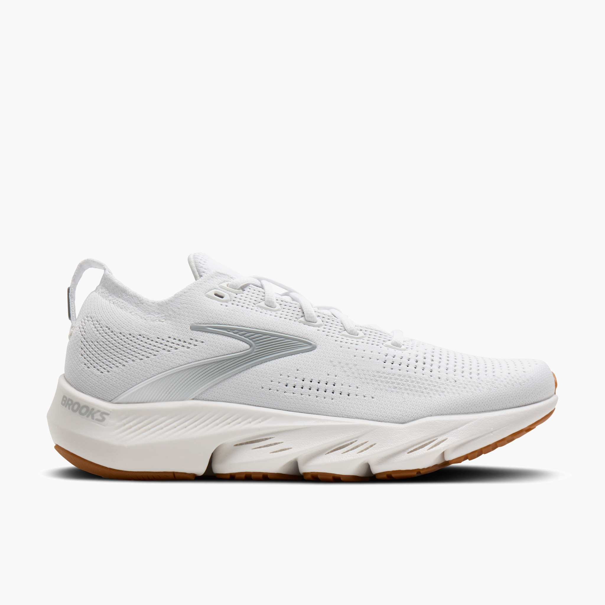 Lateral angle shot of Women's Glycerin Flex in White / Black / Gum