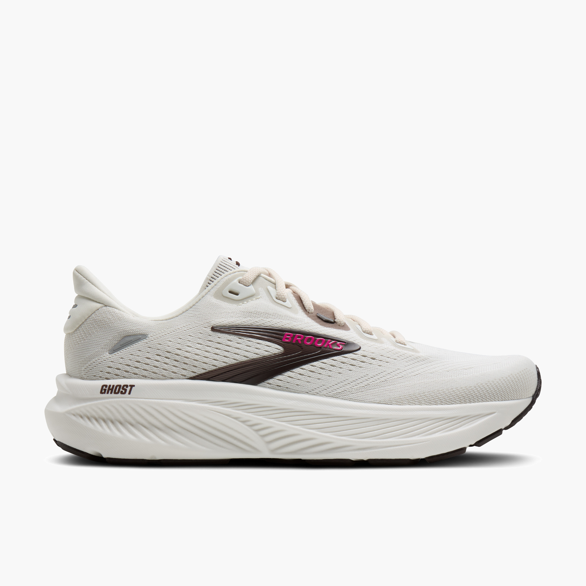 Lateral angle shot of Women's Ghost 18 in Coconut / Coffee / Fuchsia