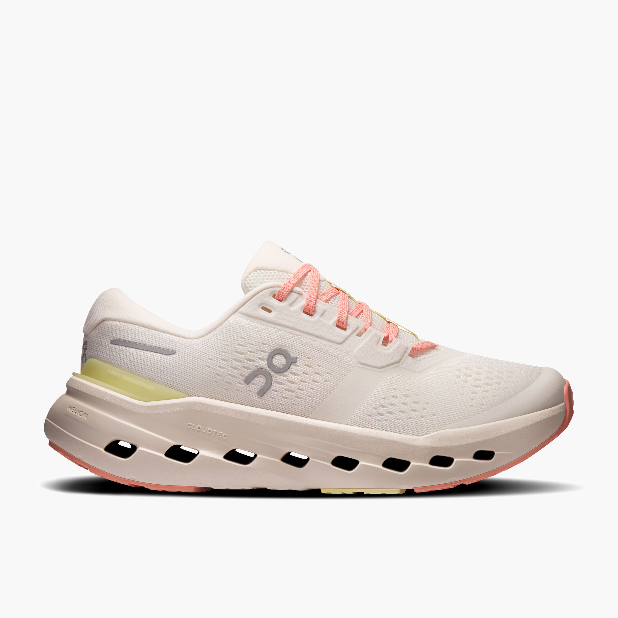 Lateral angle shot of Women's Cloudrunner 3 in Ivory | Dew