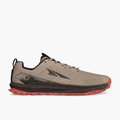 Lateral angle shot of Men's Lone Peak 9 in Brown