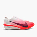 Lateral angle shot of Men's Vaporfly 4 in White / Midnight Navy-Bright Crimson