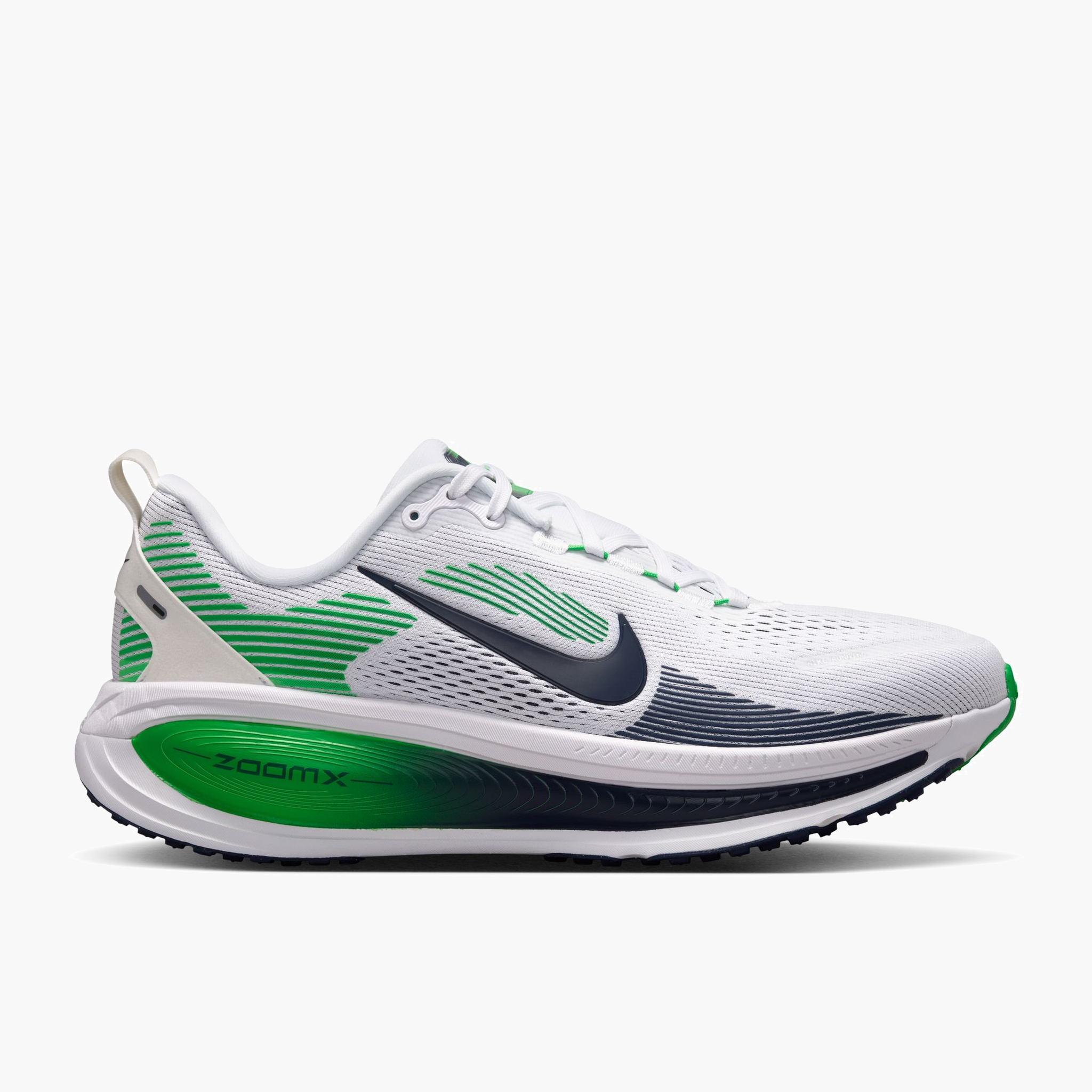 Lateral angle shot of Men's Vomero 18 in White / Midnight Navy-Green Spark