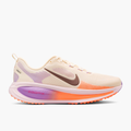 Lateral angle shot of Women's Vomero 18 in Chalk / Tattoo-Pink Foam-Bright Violet