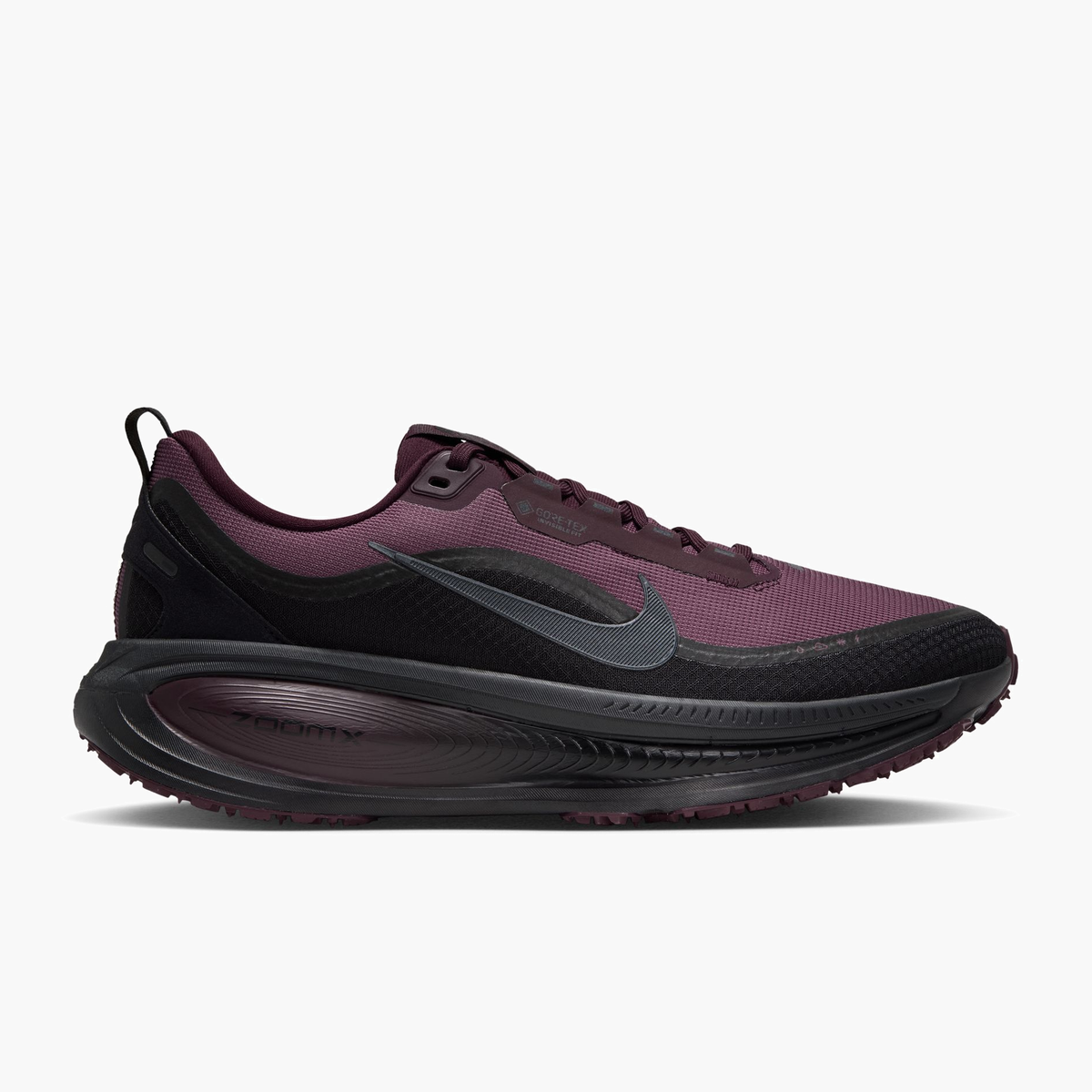 Lateral angle shot of Men's Vomero 18 Gore-Tex in Burgundy Crush / Black-Burgundy Crush