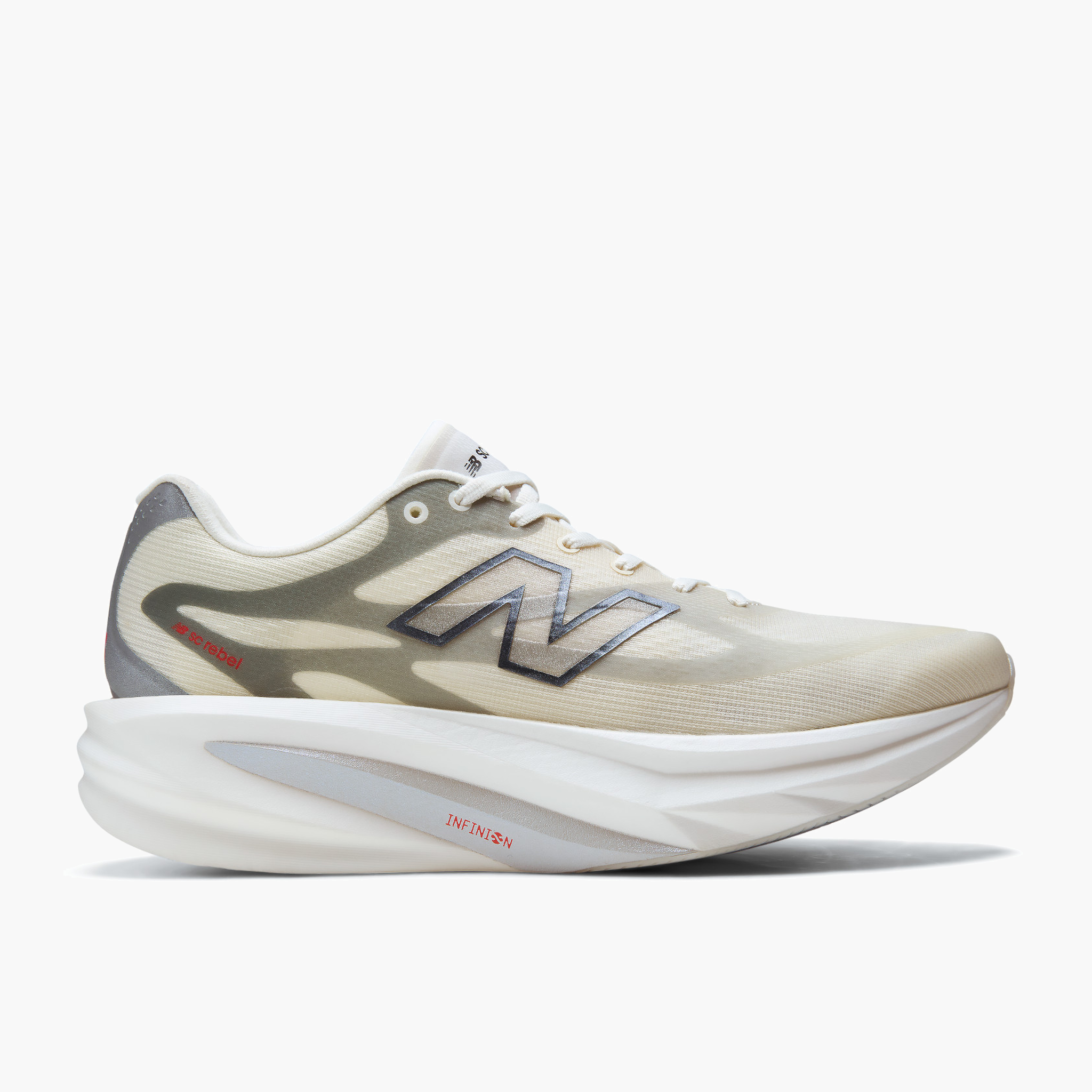 Lateral angle shot of Men's Supercomp Rebel v1 in Angora / Slategrey