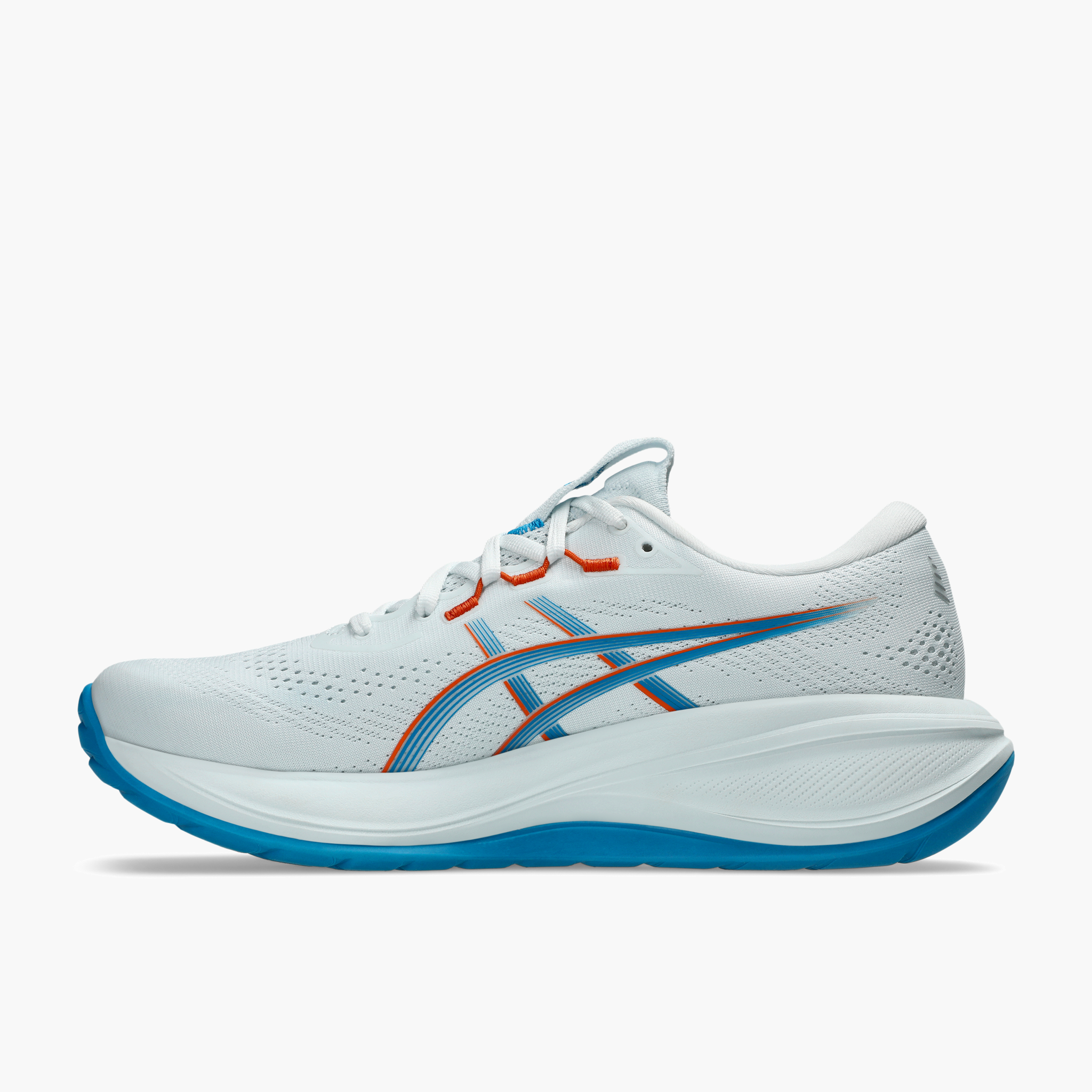 Medial angle shot of Men's Gel-Cumulus 28 in Arctic Blue / Aegean Blue