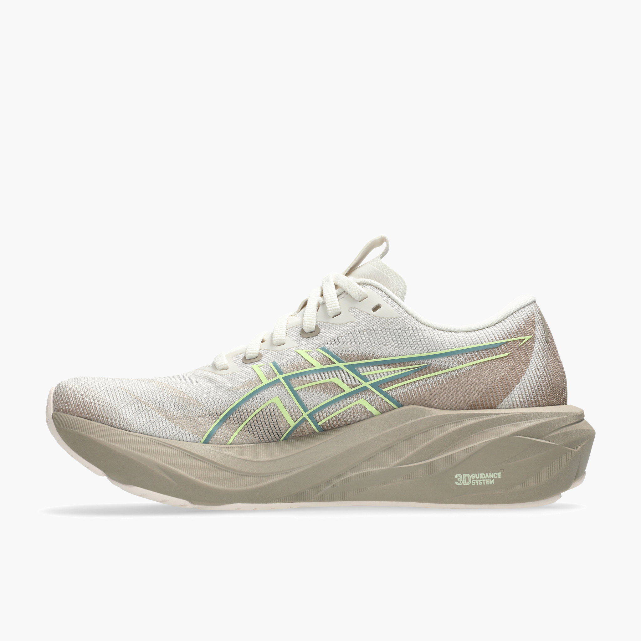 Medial angle shot of Women's GT-2000 15 in Birch / Greige