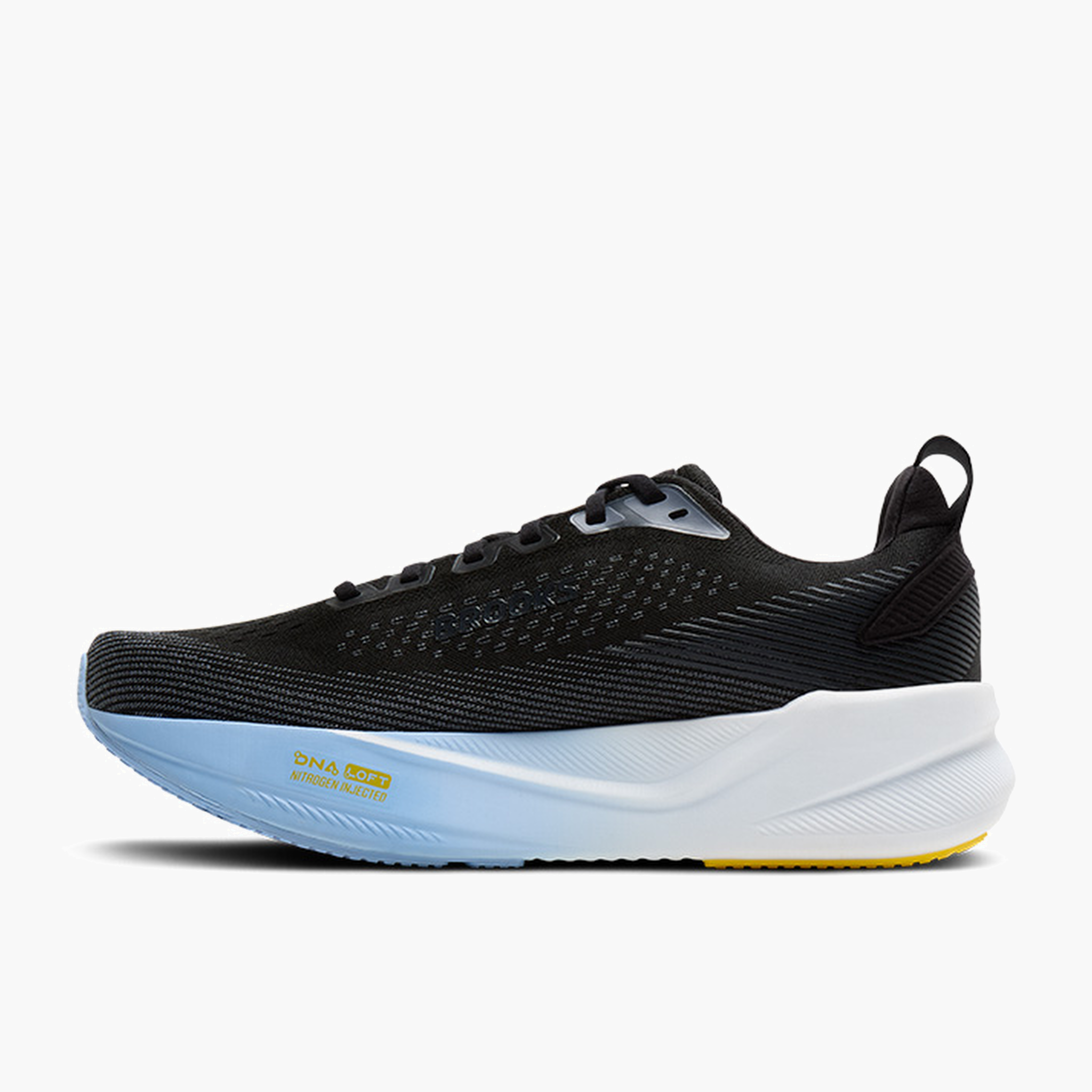 Medial angle shot of Men's Ghost Max 4 in Black / Folkstone / Open Air