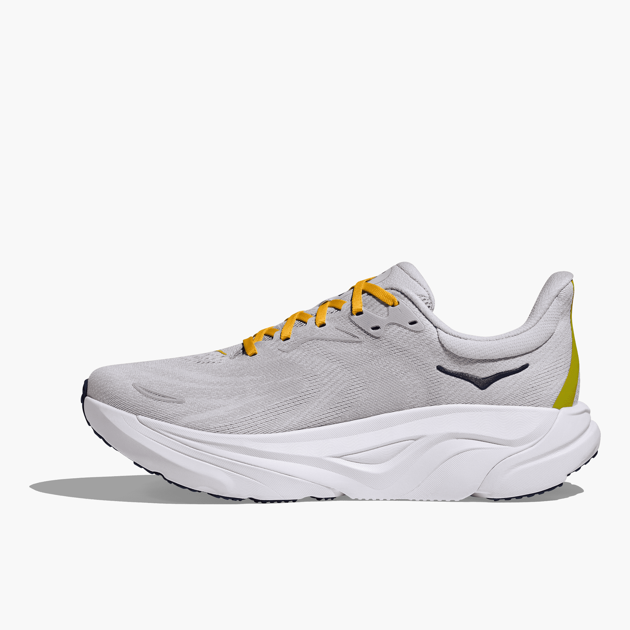 Medial angle shot of Men's Arahi 8 in Stardust  /  Cosmic Grey