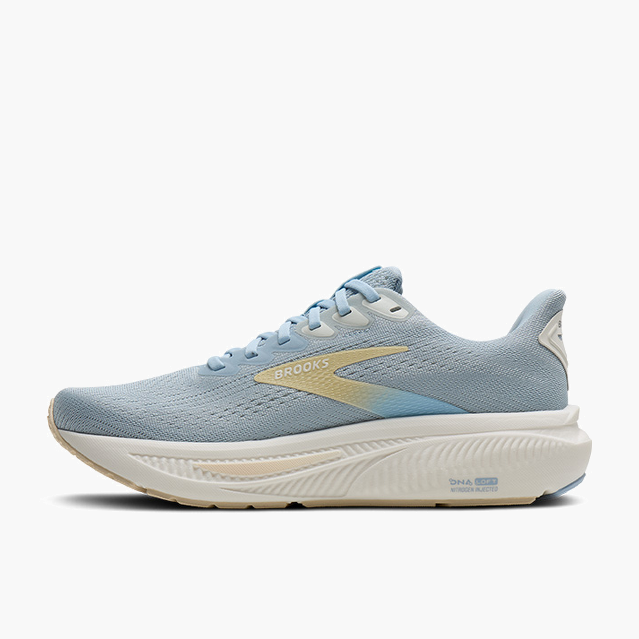 Medial angle shot of Women's Ghost 17 in Skyway / Coconut / Sand