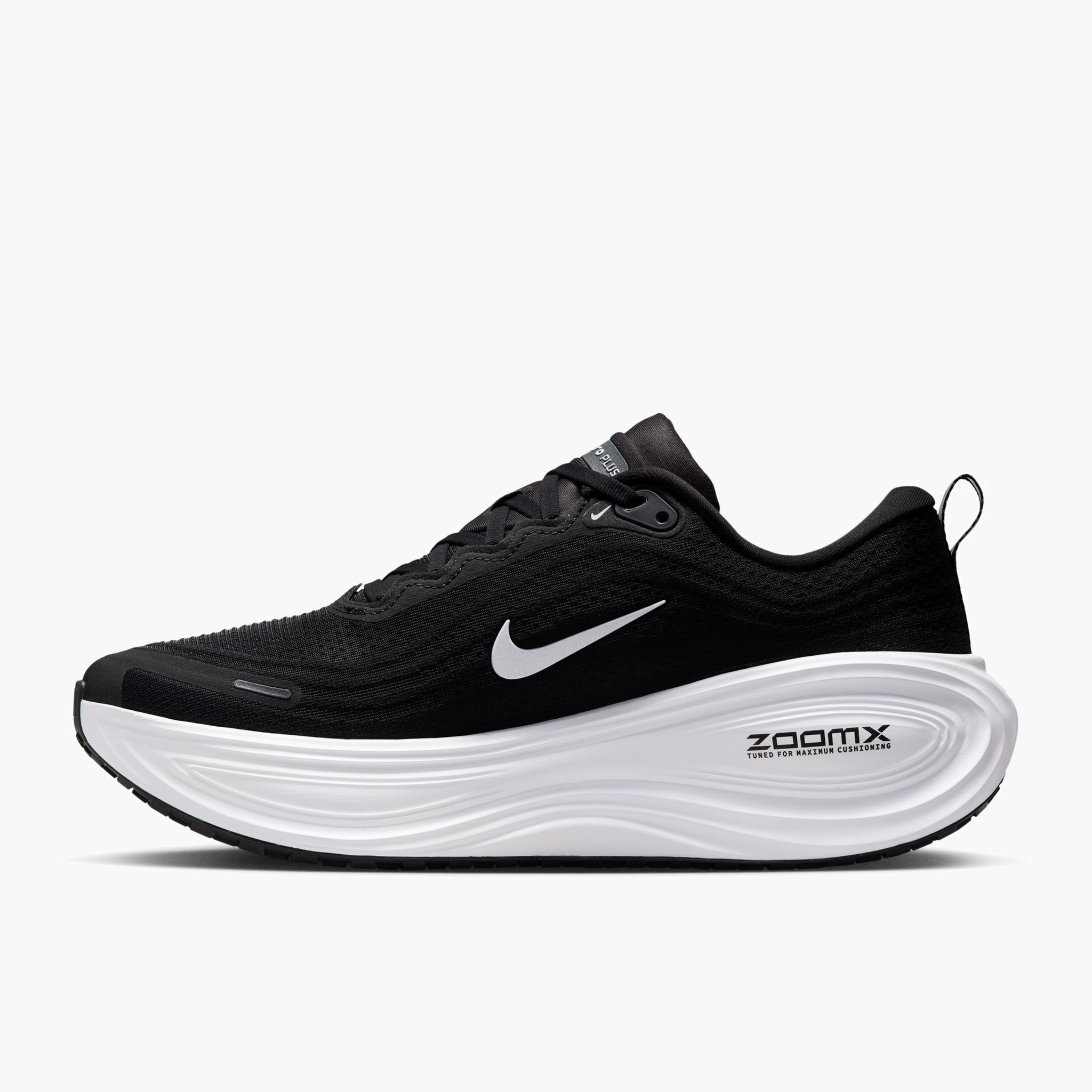 Medial angle shot of Men's Vomero Plus in Black / White-Cool Grey