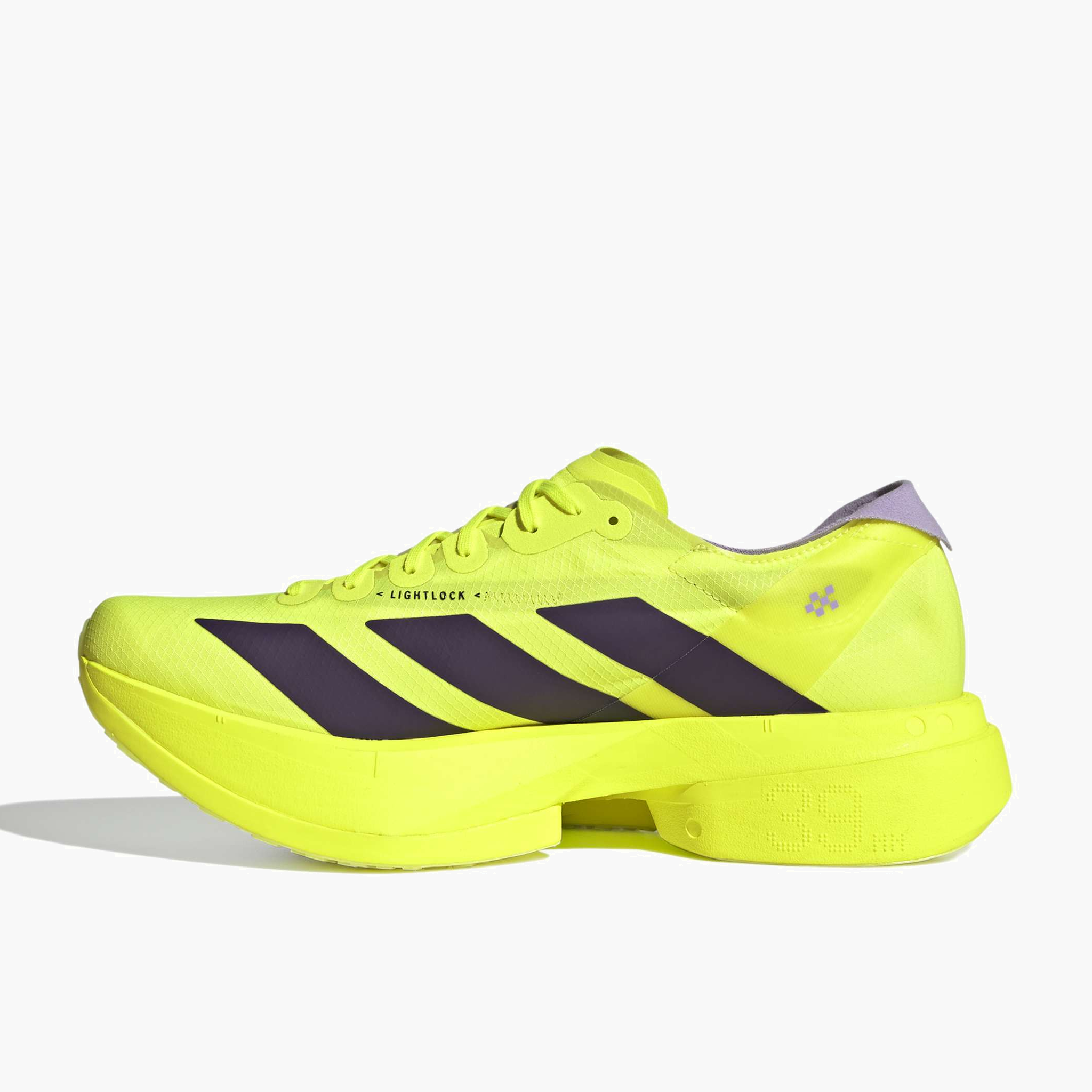 Medial angle shot of Men's Adios Pro 4 in Syello / Aurplu / Powplu