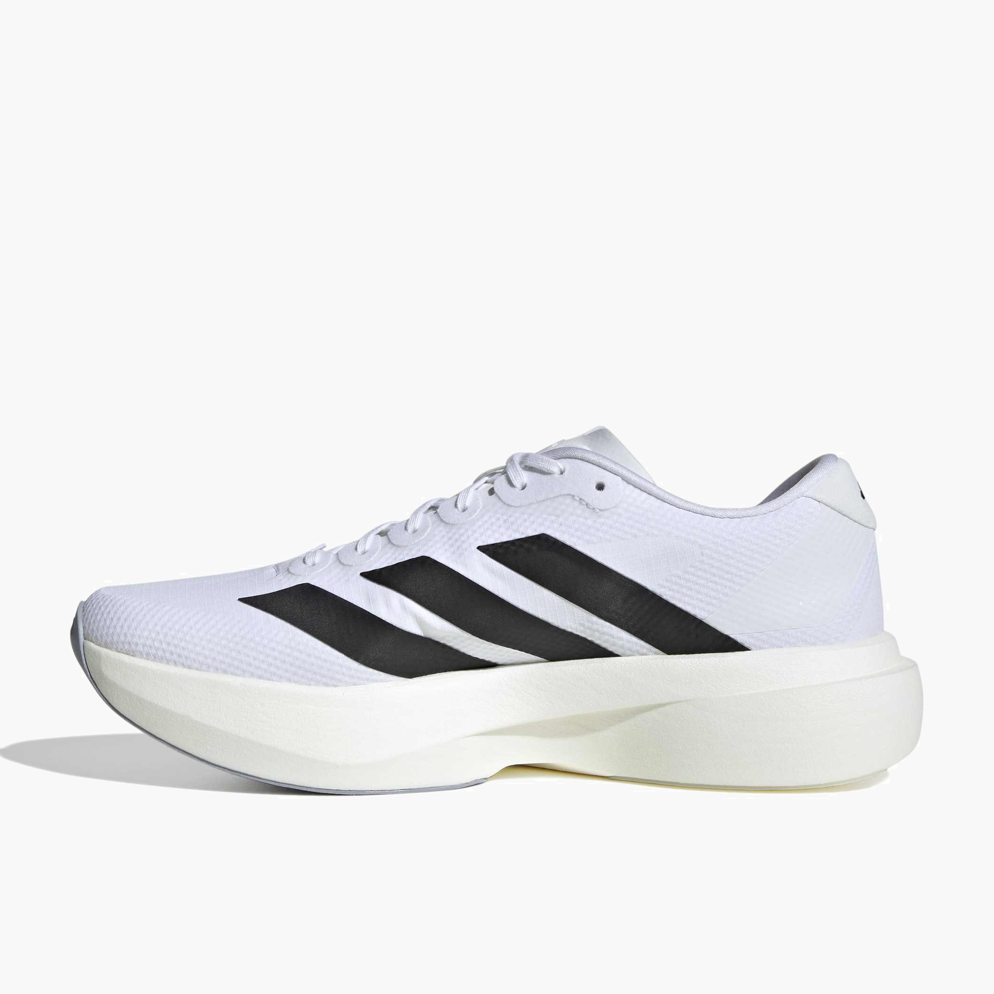 Medial angle shot of Men's Evo SL Woven in Ftwwht / Cblack / Dshgry