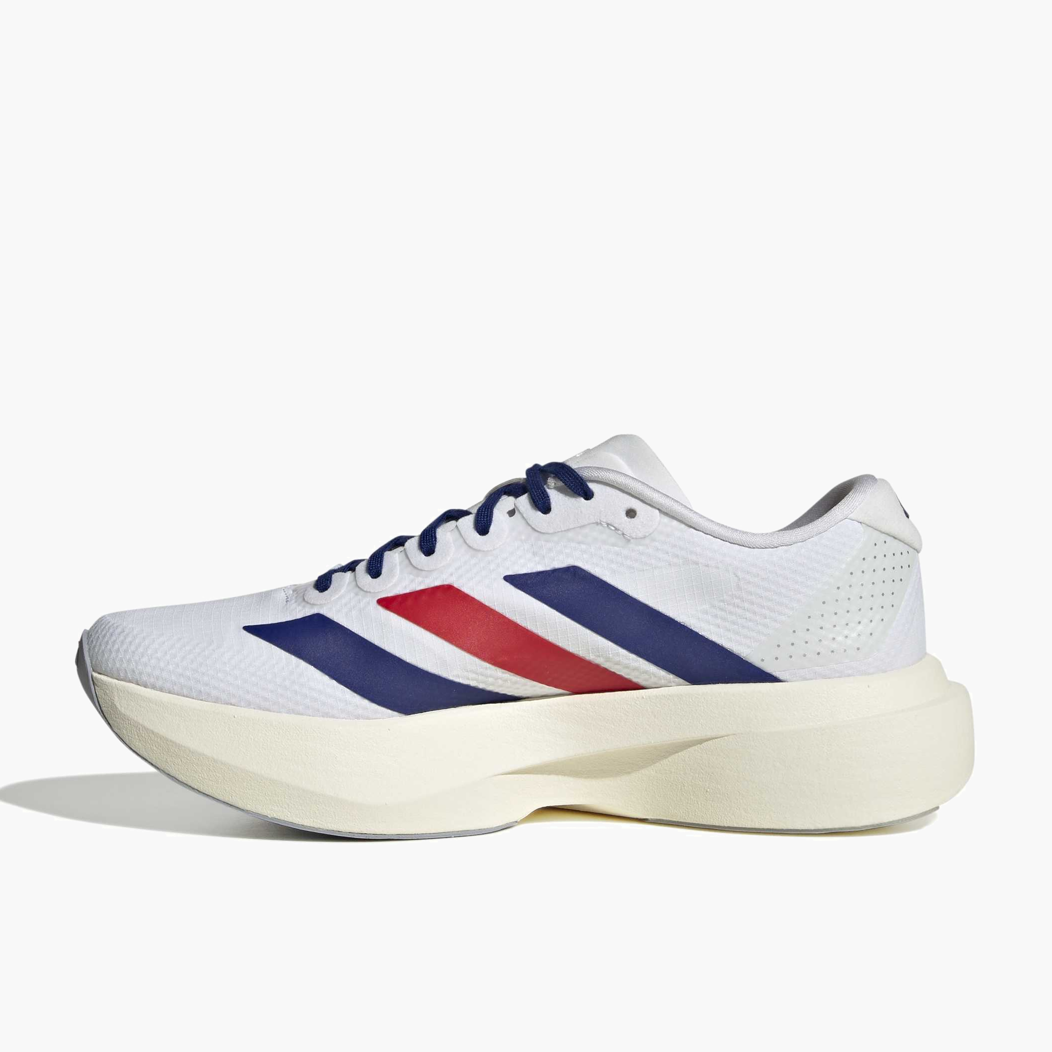 Medial angle shot of Women's Evo SL Woven in Ftwwht / Mysink / Purrub