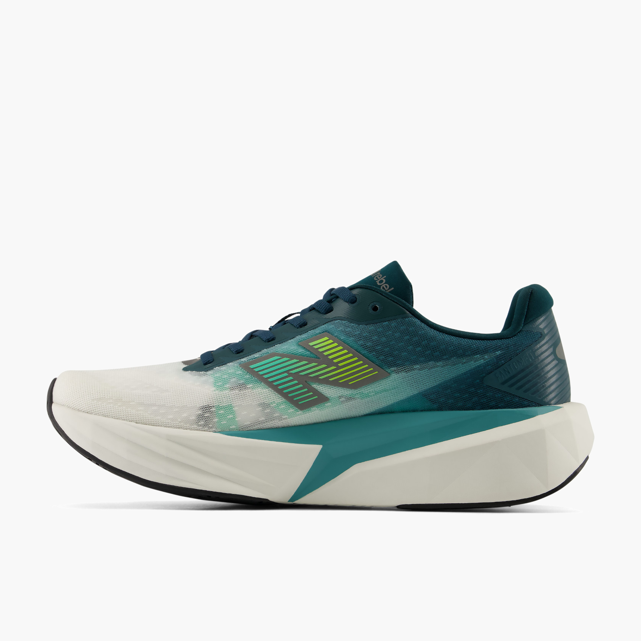 Medial angle shot of Men's FuelCell Rebel v5 in Medusagreen / Fadedteal