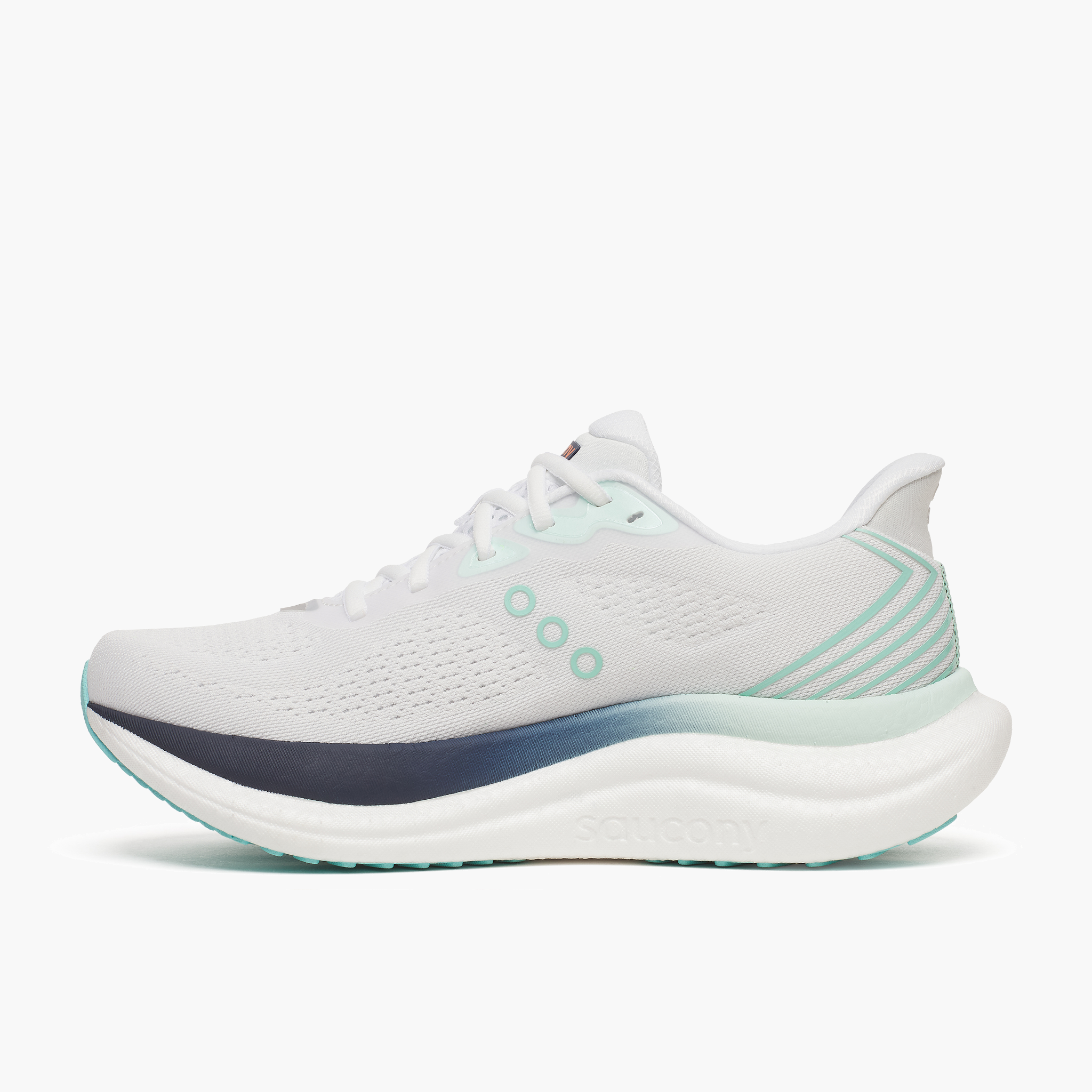 Medial angle shot of Women's Triumph 23 in White / Navy