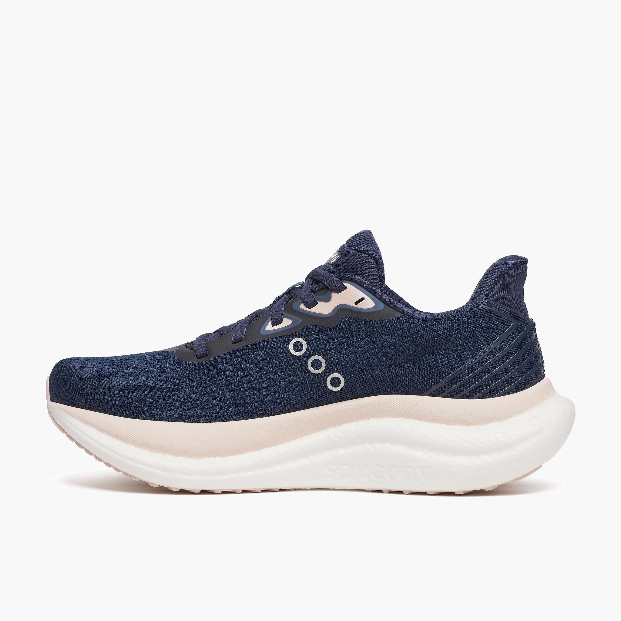 Medial angle shot of Women's Triumph 23 in Navy / Cameo