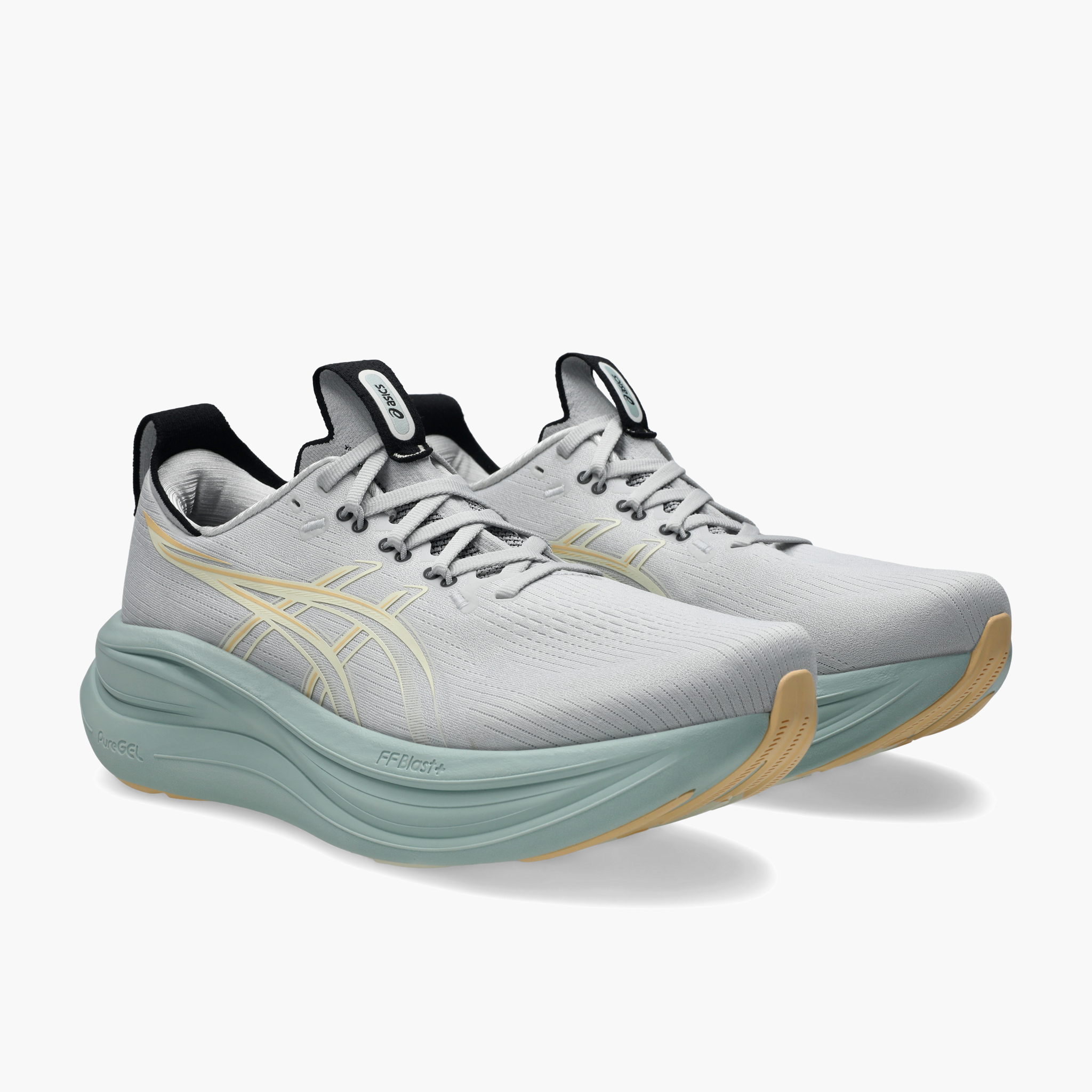 3/4 angle shot of Men's Gel-Nimbus 28 in Cloud Grey / Cream