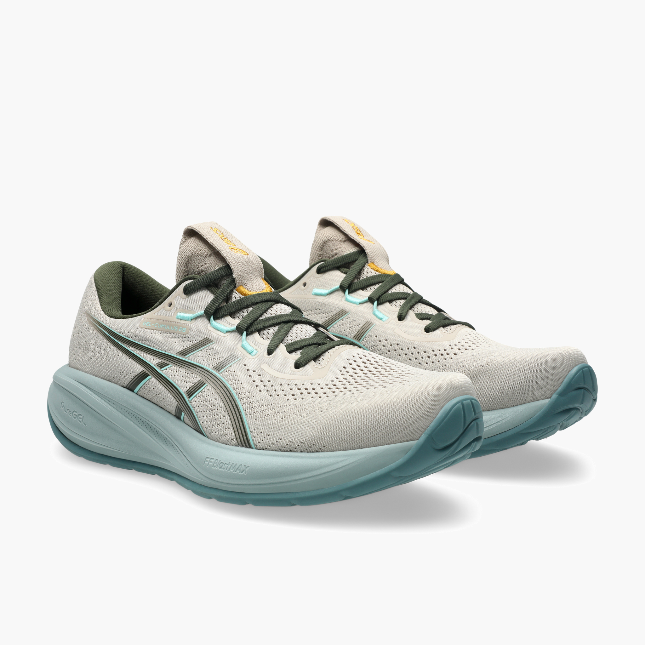 3/4 angle shot of Men's Gel-Cumulus 28 in Simply Taupe / Vintage Khaki