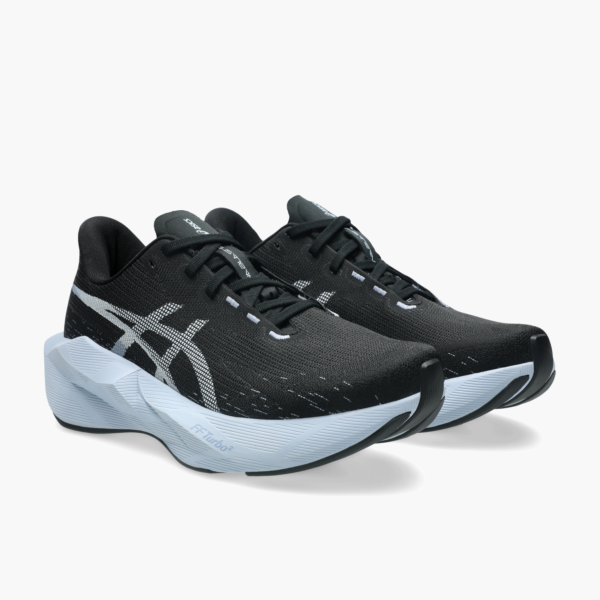 3/4 angle shot of Women's Novablast 6 in Black / Solid Air