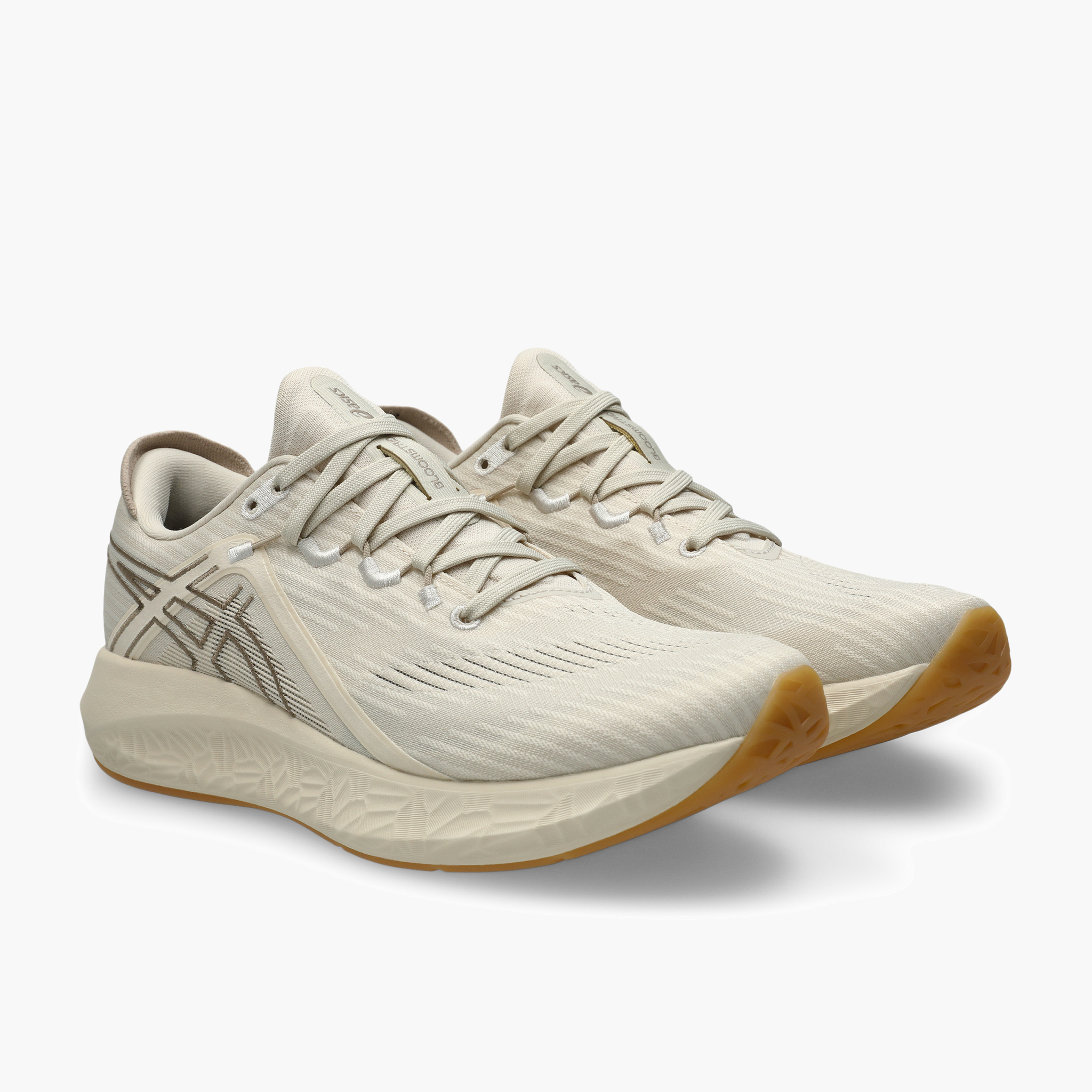 3/4 angle shot of Women's Bloomstride in Oatmeal / Greige