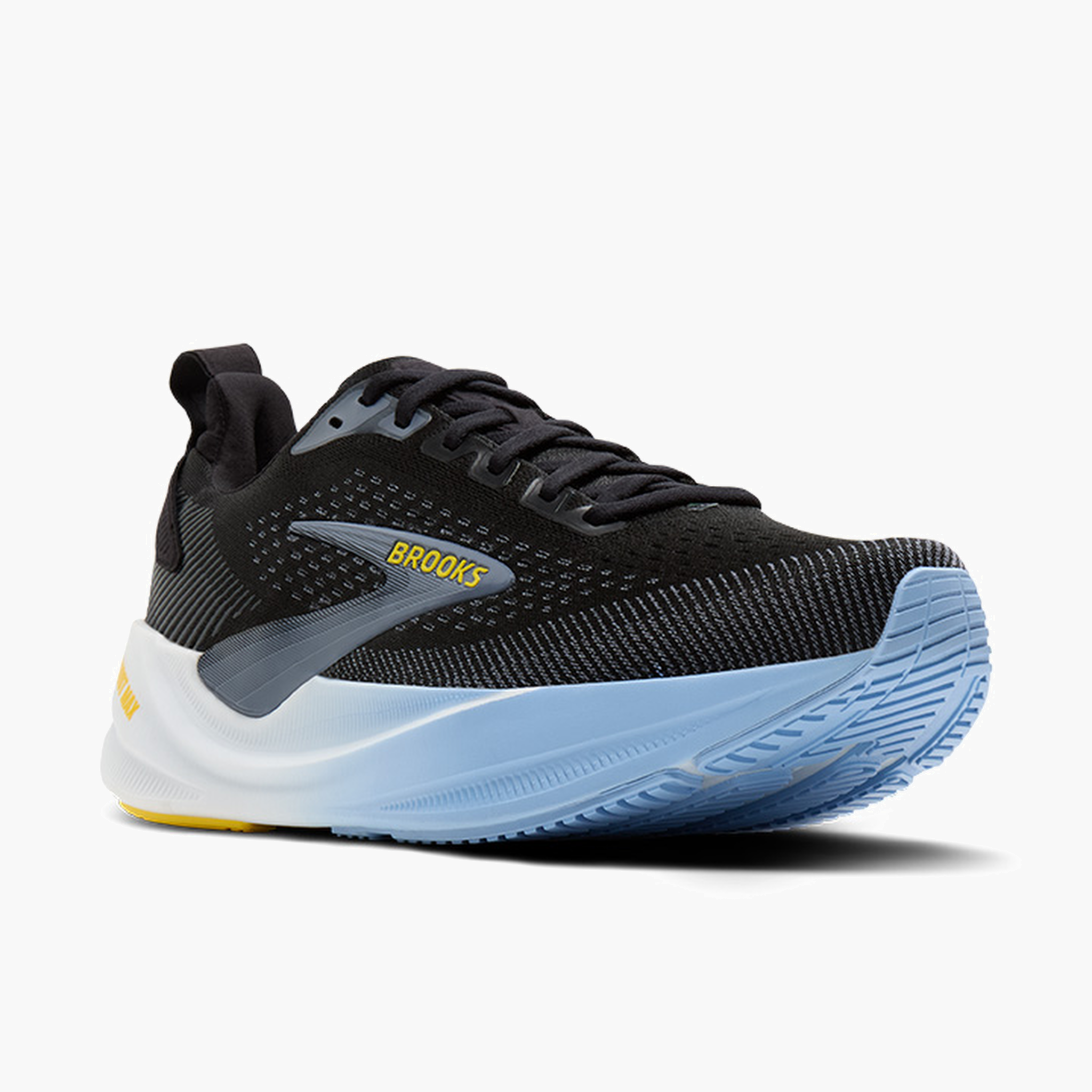 3/4 angle shot of Men's Ghost Max 4 in Black / Folkstone / Open Air