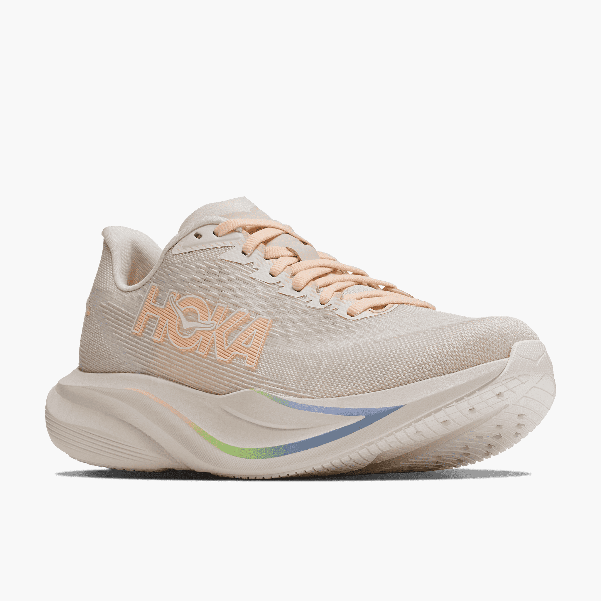 3/4 angle shot of Women's Mach 7 in Oat Milk  /  Alabaster