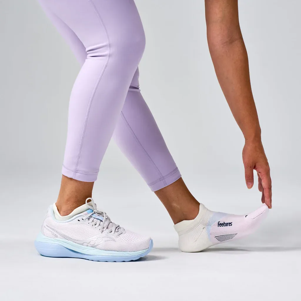 Elite Light Cushion No-Show Socks in Lilac Breeze - 3