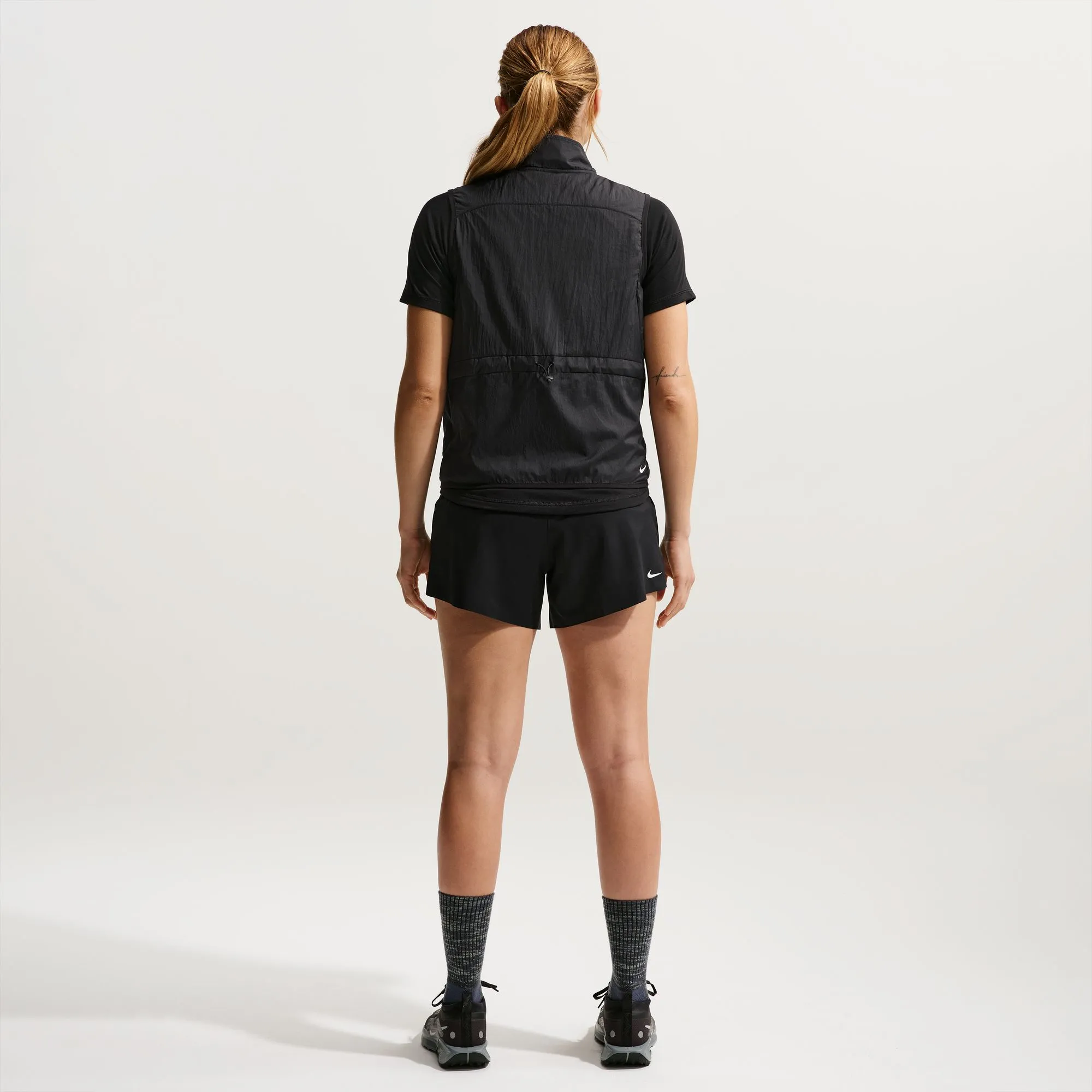 Women s ACG Mid-Rise Brief-Lined Trail Shorts 4 in Black - 3