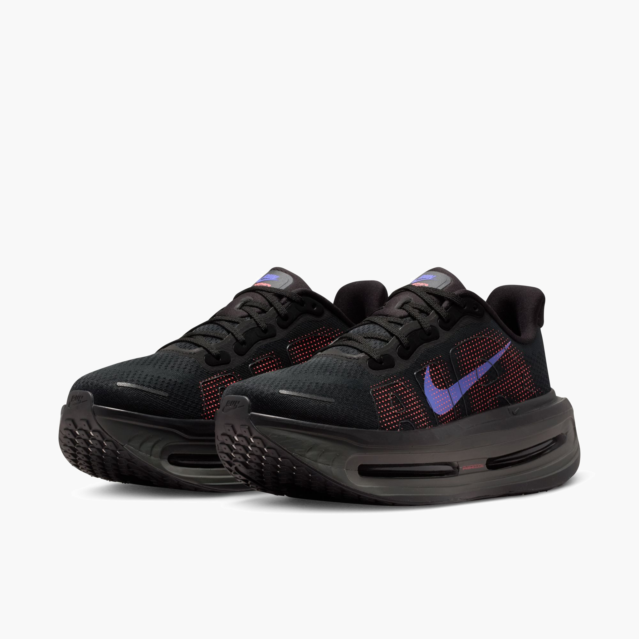3/4 angle shot of Women's Vomero Premium in Black / Sapphire-Hot Lava-Anthracite
