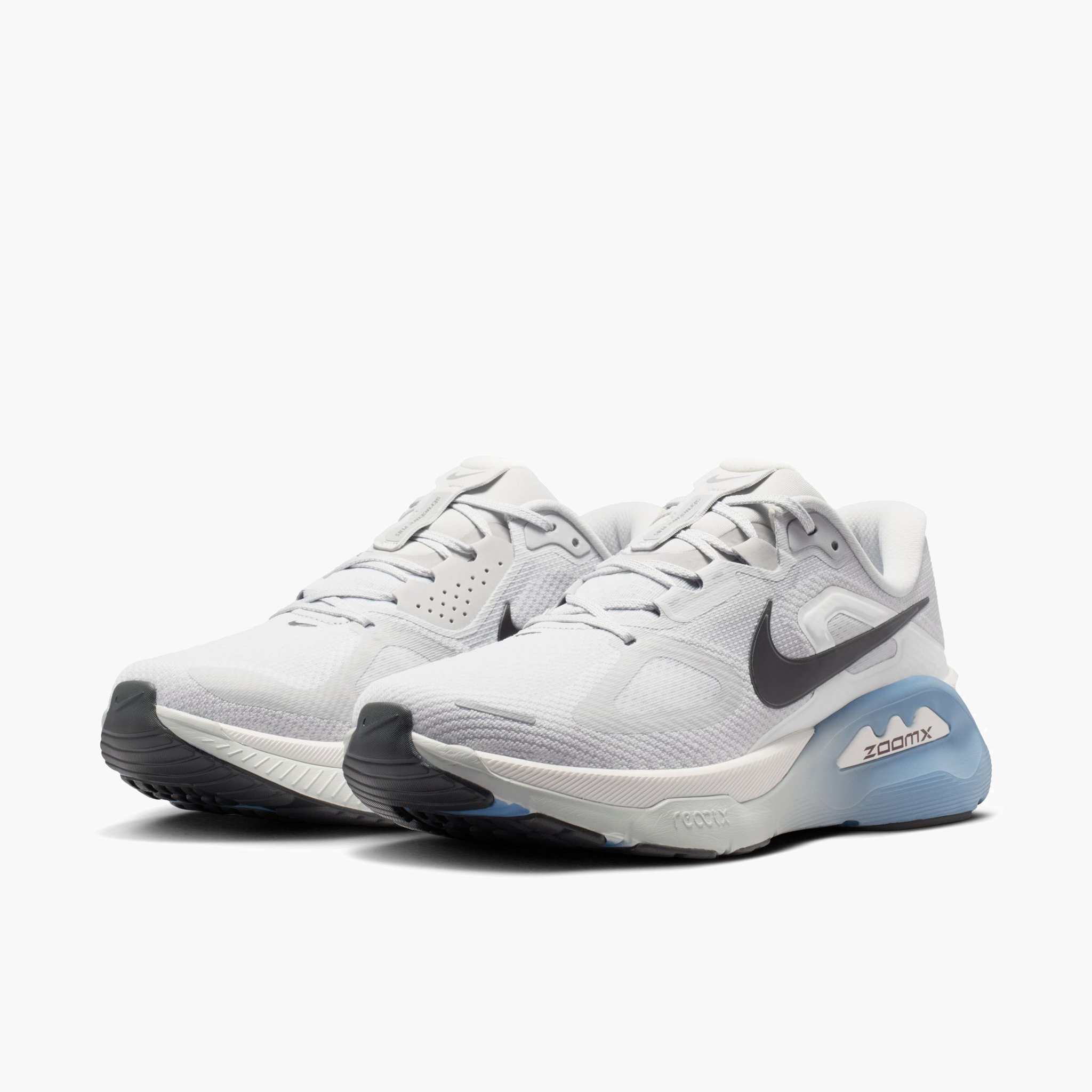 3/4 angle shot of Men's Structure Plus in Grey Fog / Medium Ash-Summit White