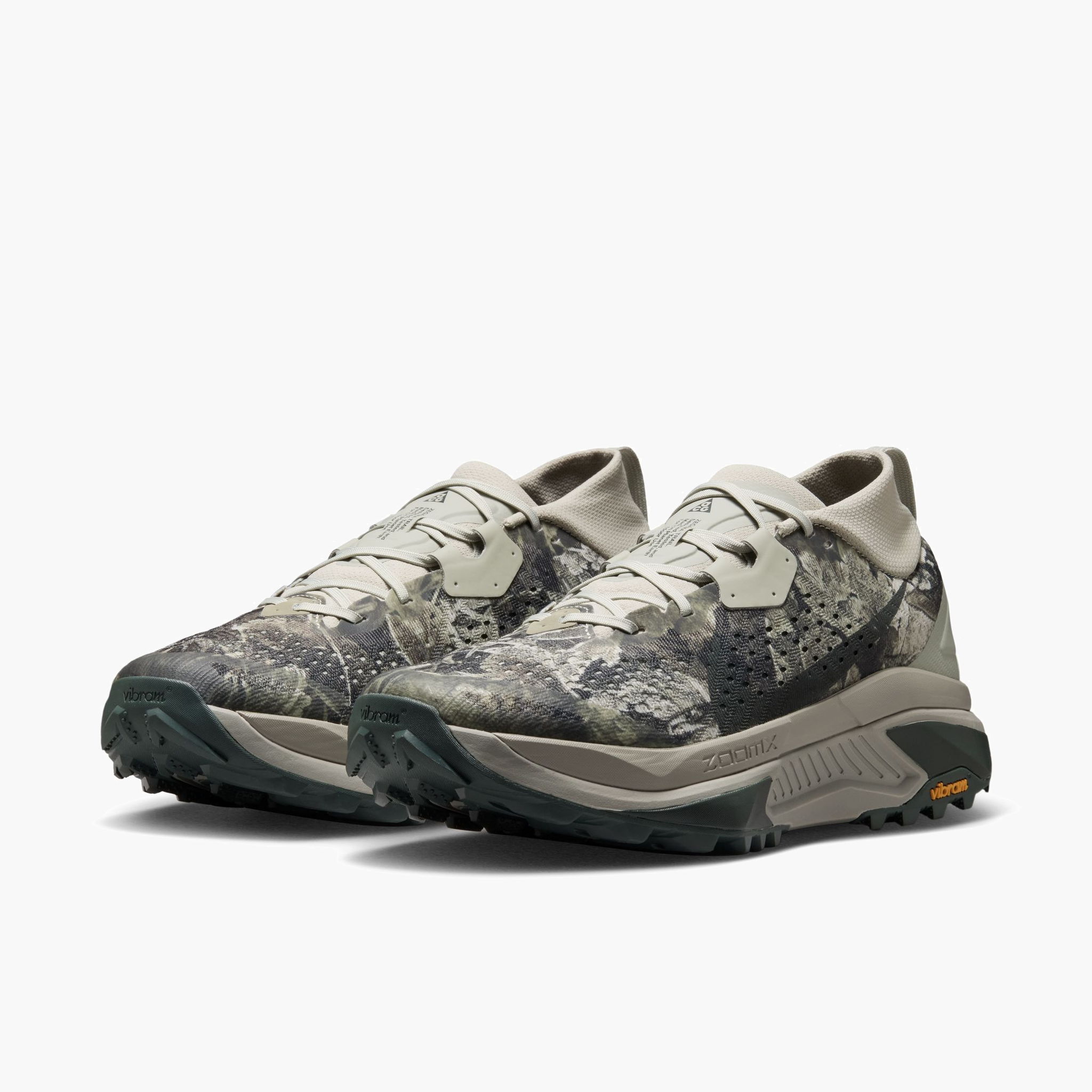 3/4 angle shot of Men's ACG Zegama in Spruce Fog / Black Spruce-Sea Glass-Black