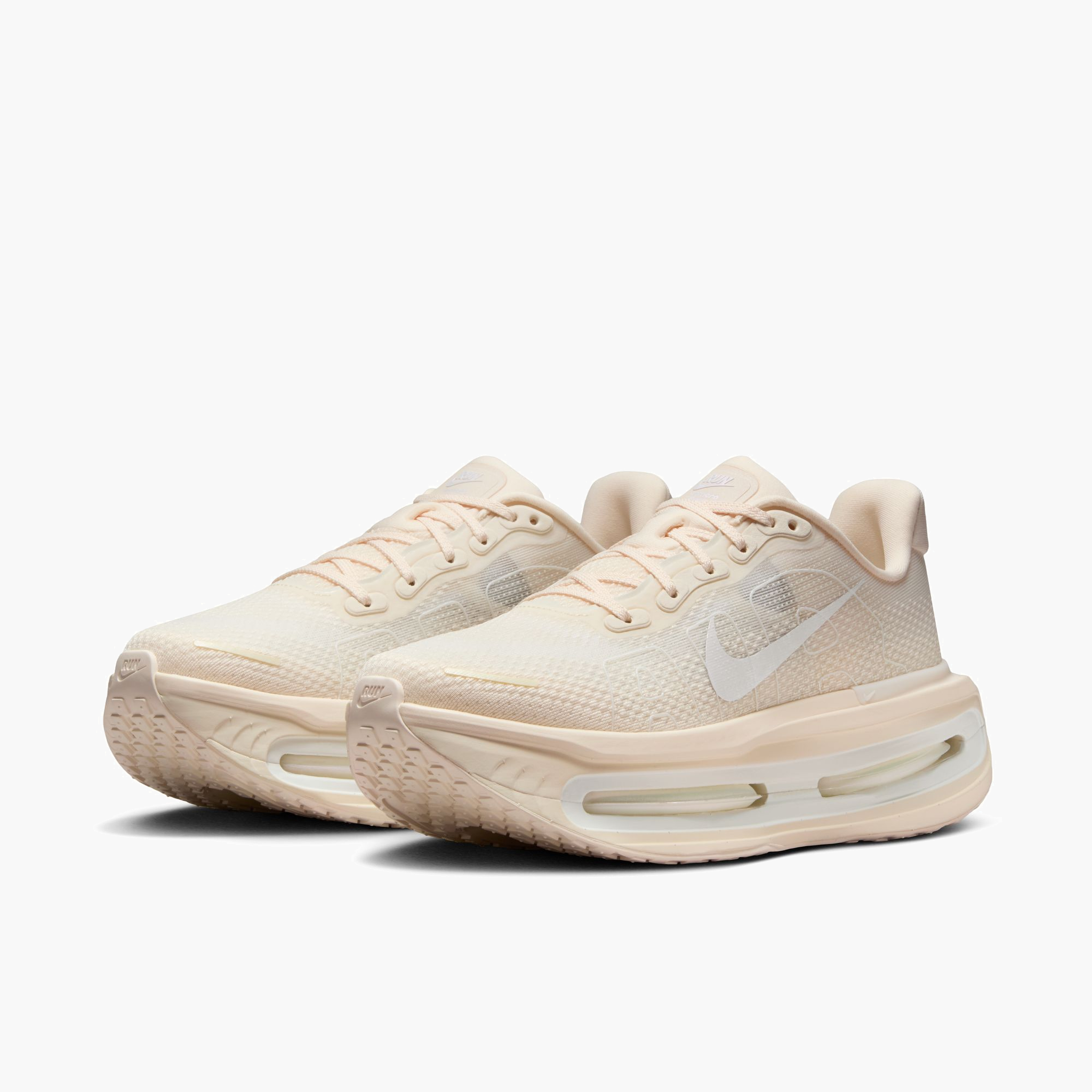 3/4 angle shot of Men's Vomero Premium in Chalk / White-Pale Ivory-Summit White