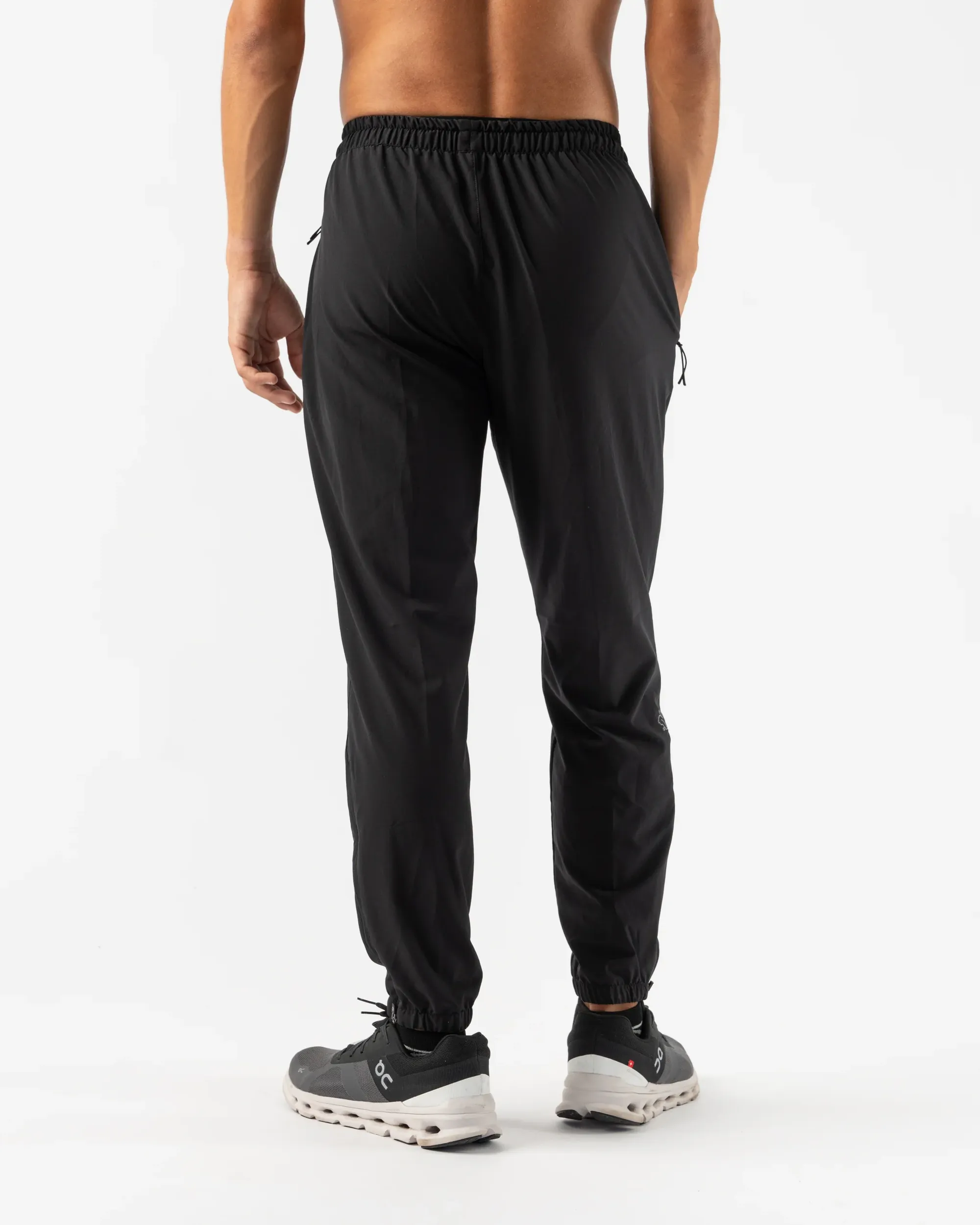 Men s Runner Pants in Black - 4